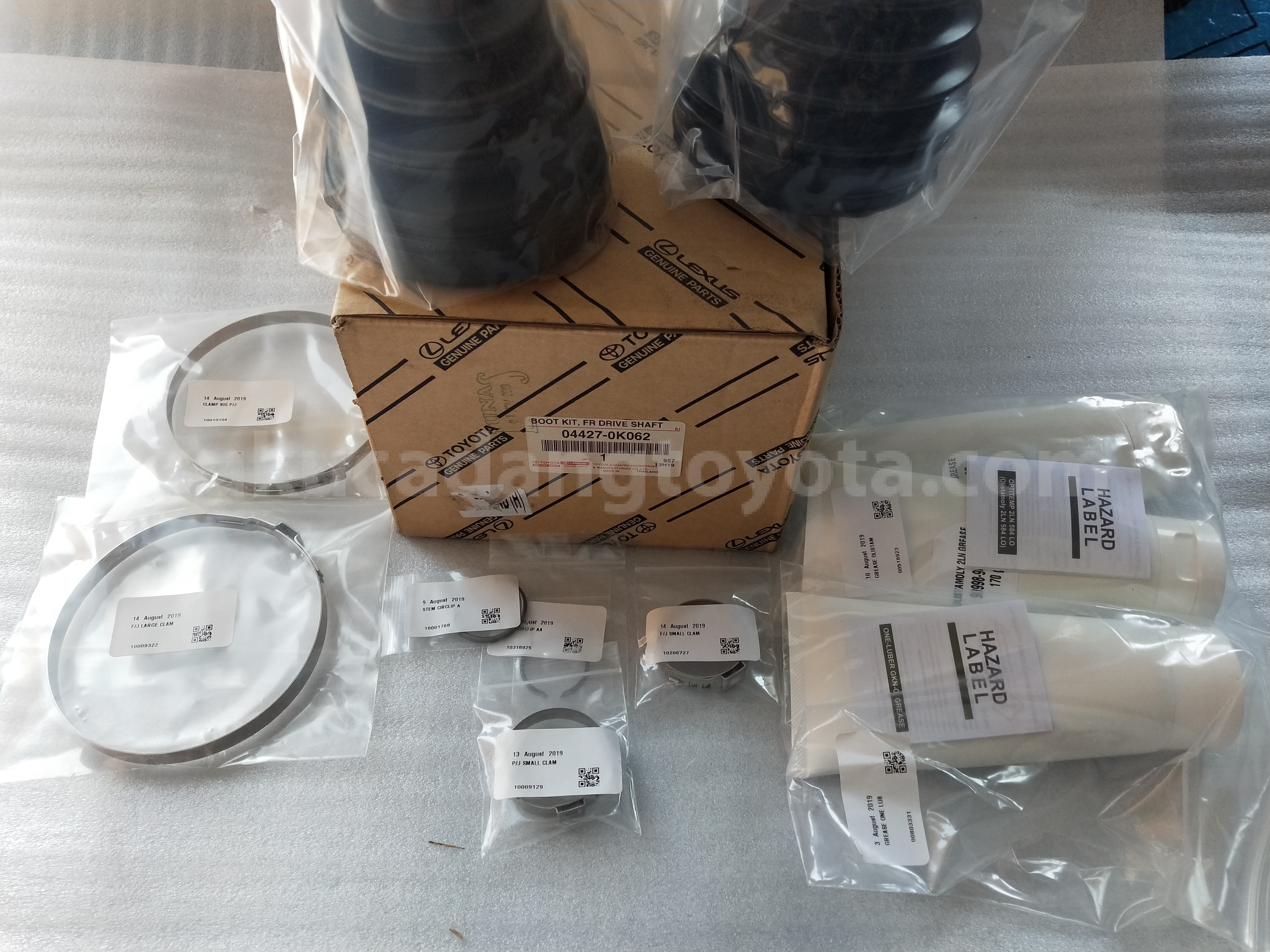 044270K062 BOOT KIT, FR DRIVE S - TOYOTA