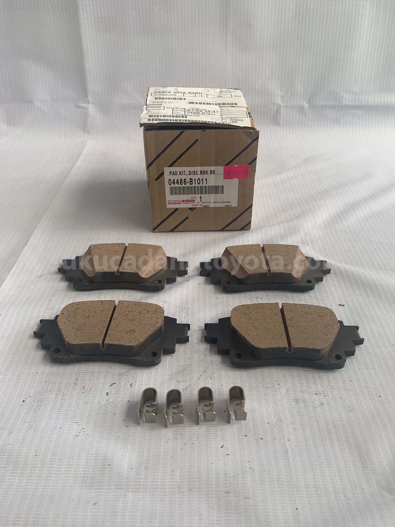 04466B1011 PAD KIT, DISC BRAKE - TOYOTA