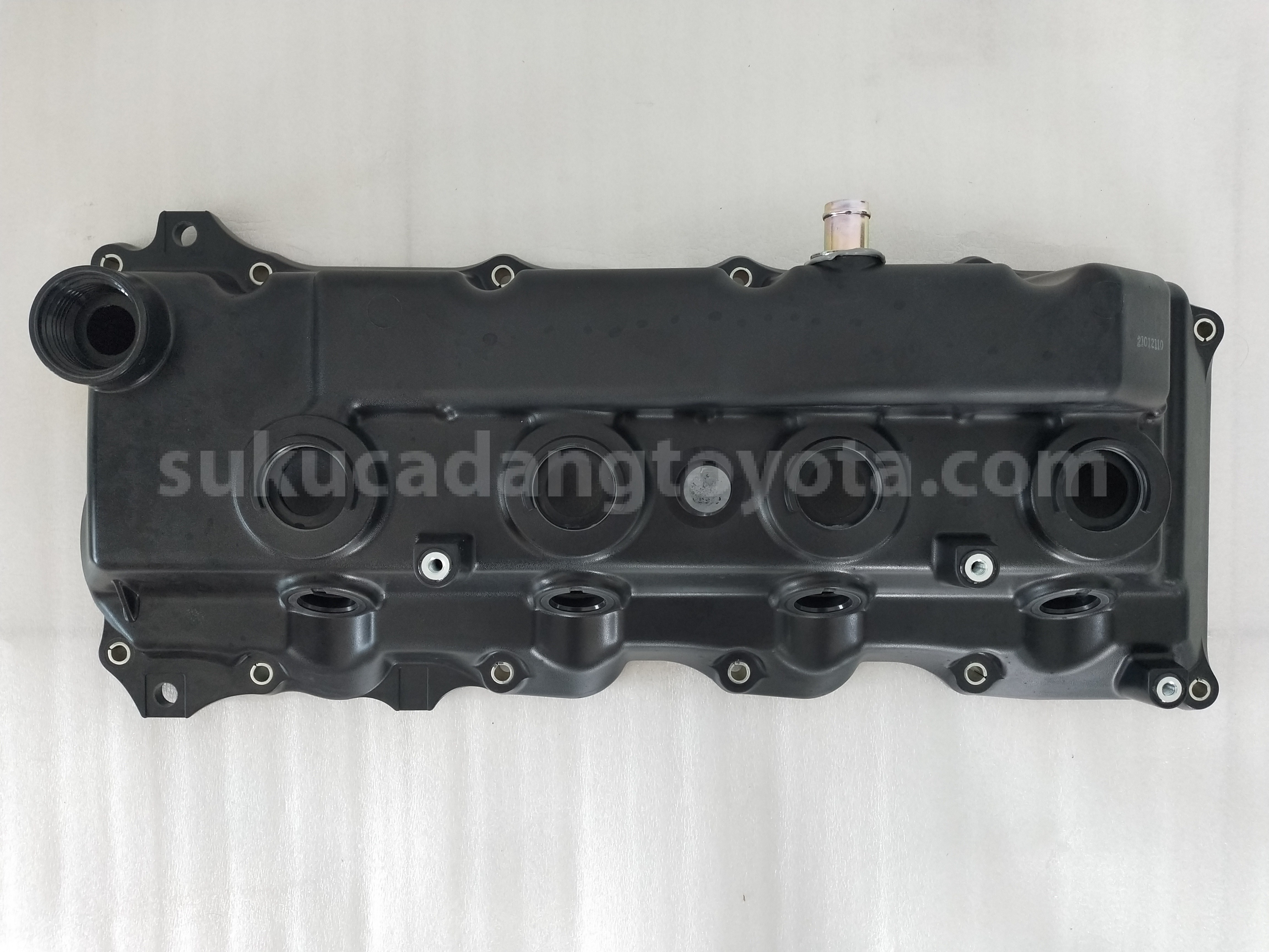 1121030110 COVER ASSY, CYLINDER - TOYOTA