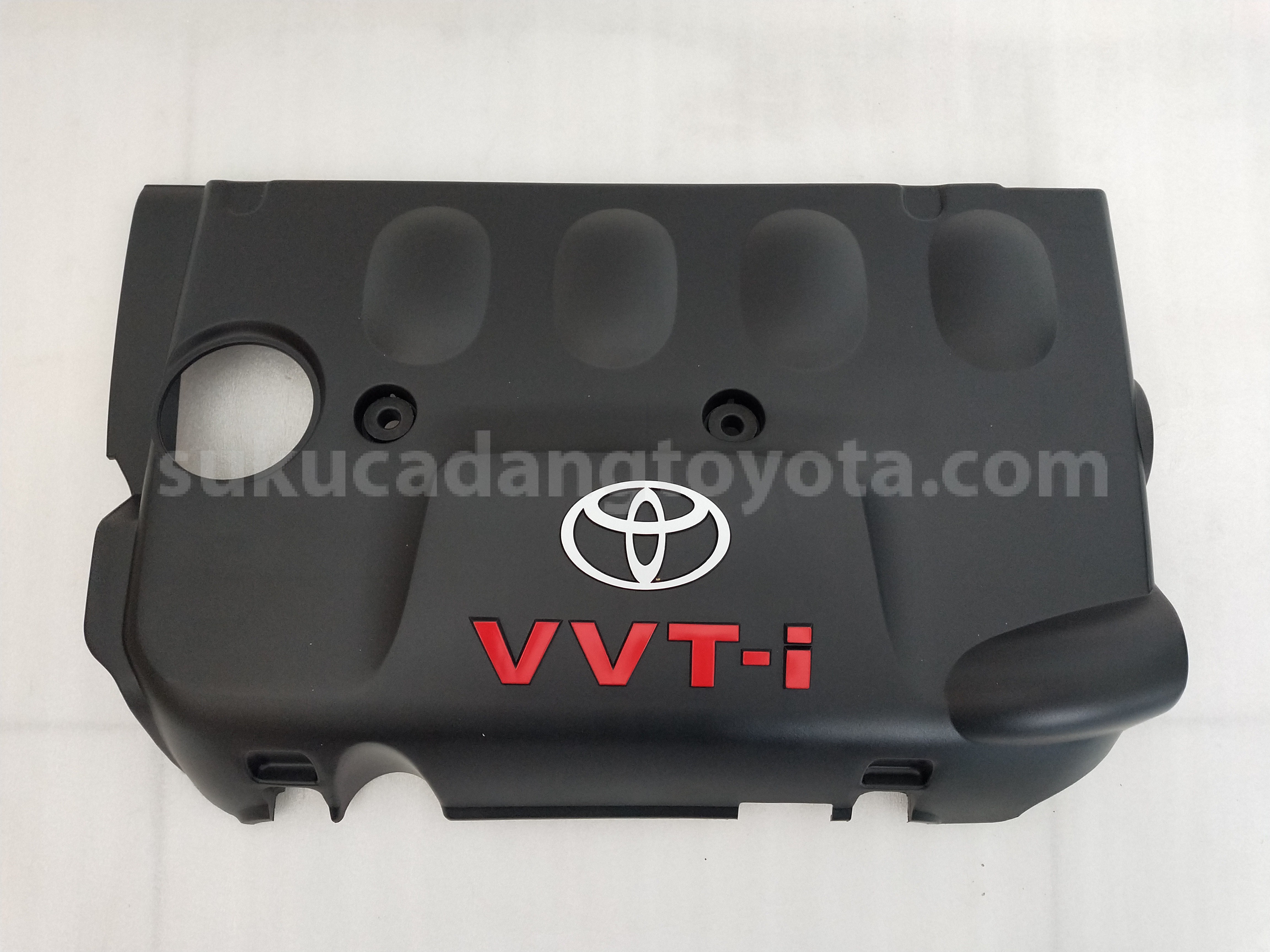 112120M012 COVER, CYLINDER HEAD - TOYOTA