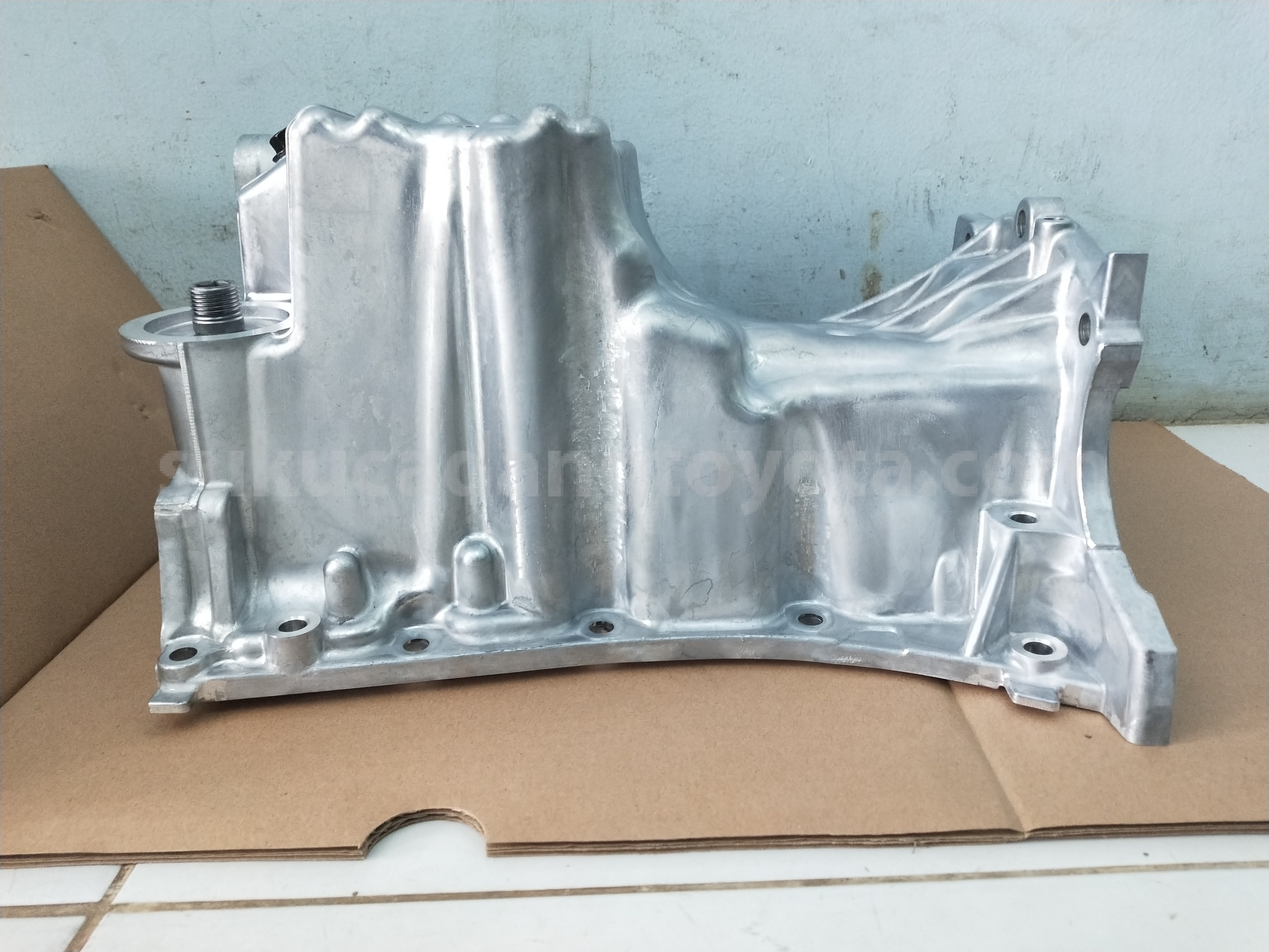 12101BZ140 PAN S/A, OIL, NO.1 - TOYOTA