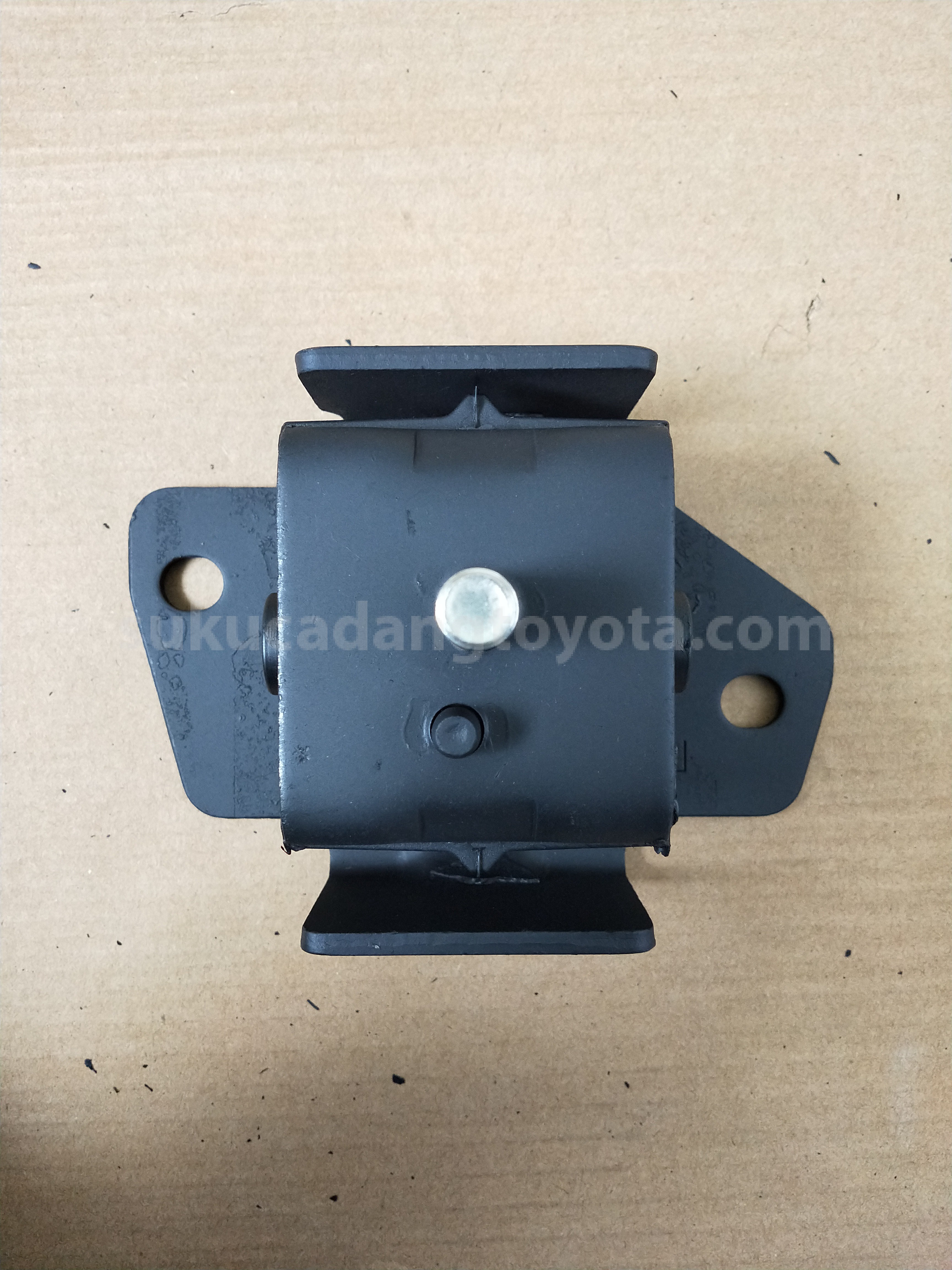 12362BZ141 INSULATOR E/G MTG LH - TOYOTA
