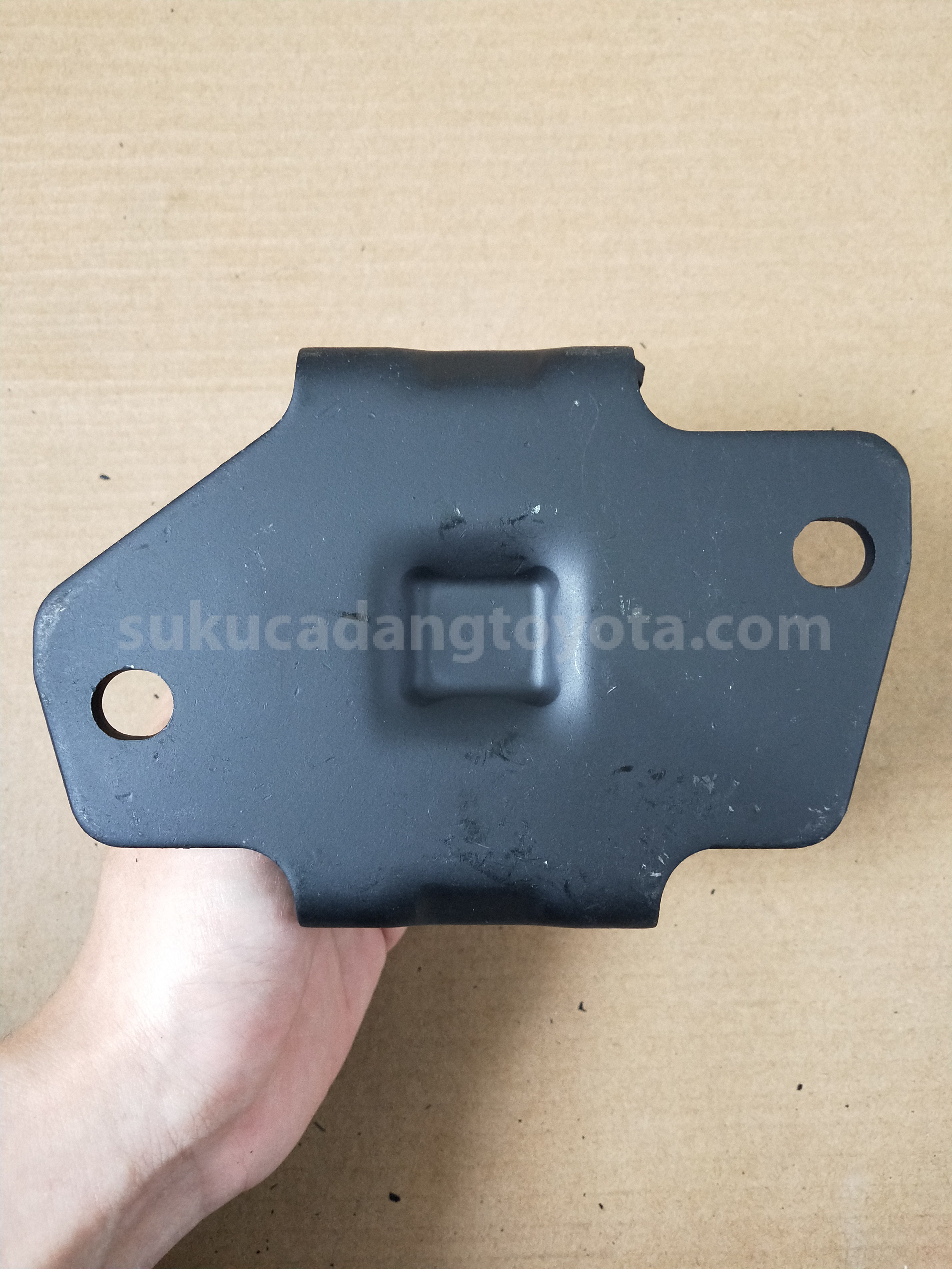 12362BZ141 INSULATOR E/G MTG LH - TOYOTA
