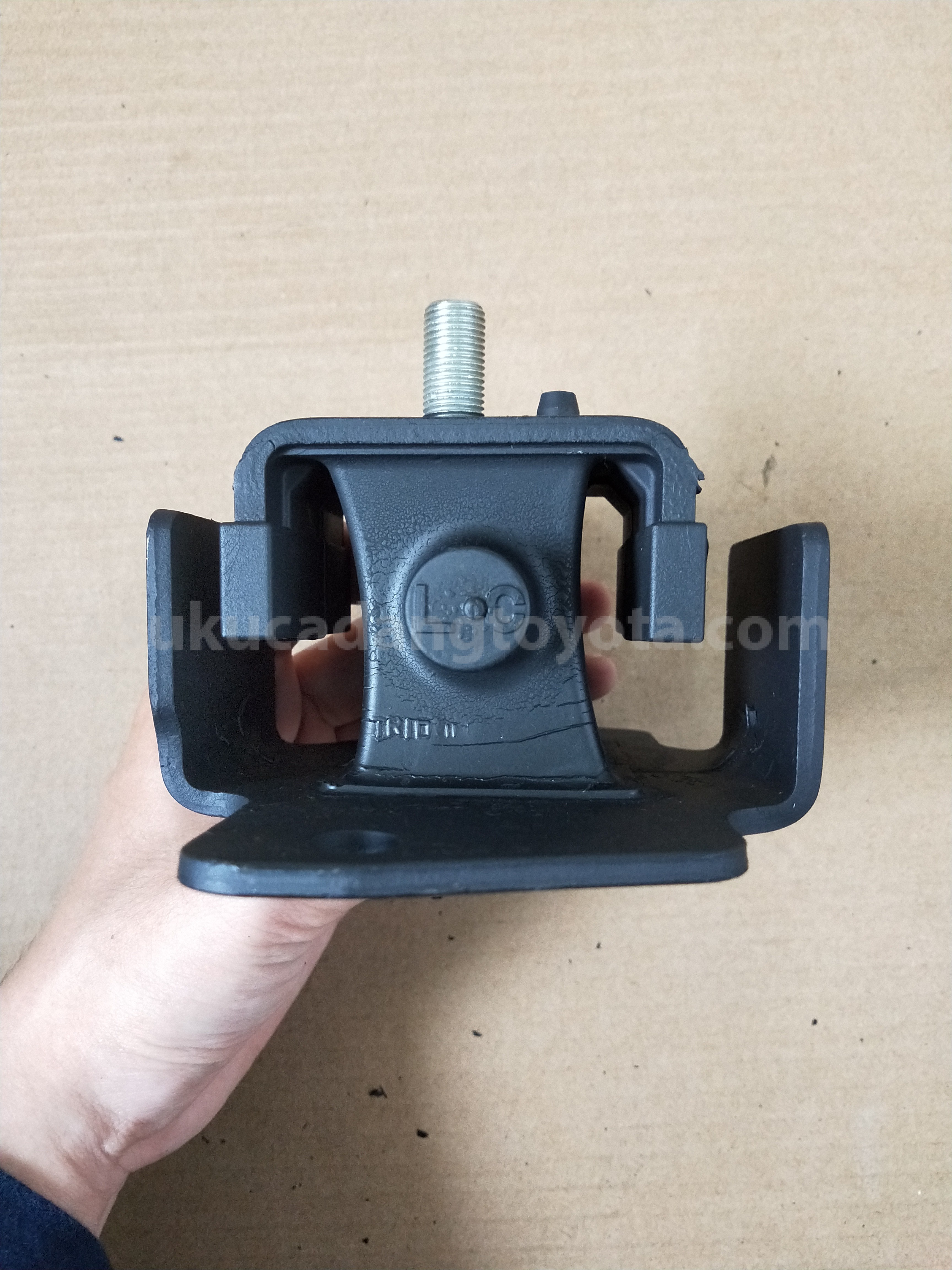 12362BZ141 INSULATOR E/G MTG LH - TOYOTA