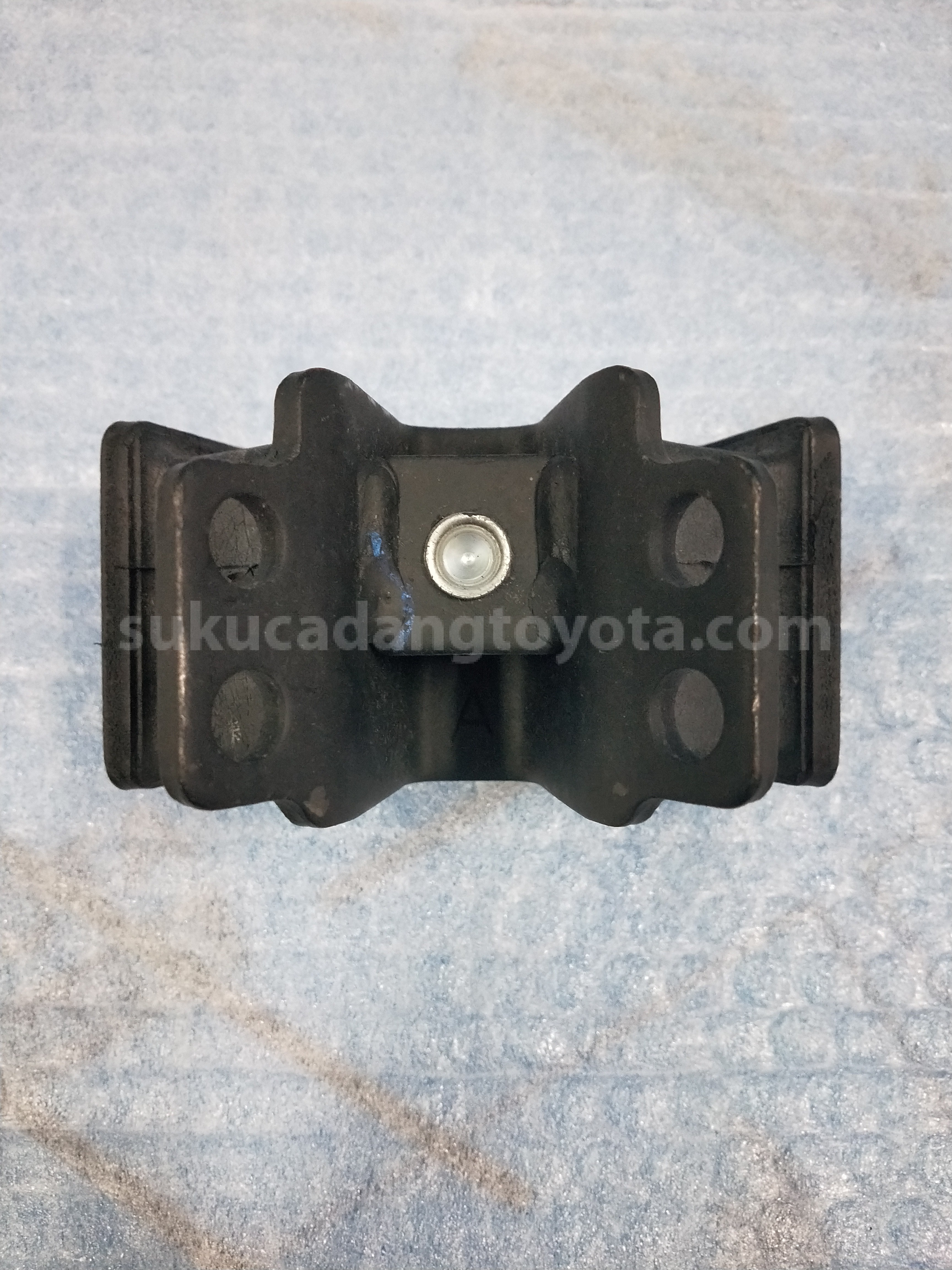 123710C072 INSULATOR, ENGINE MO - TOYOTA