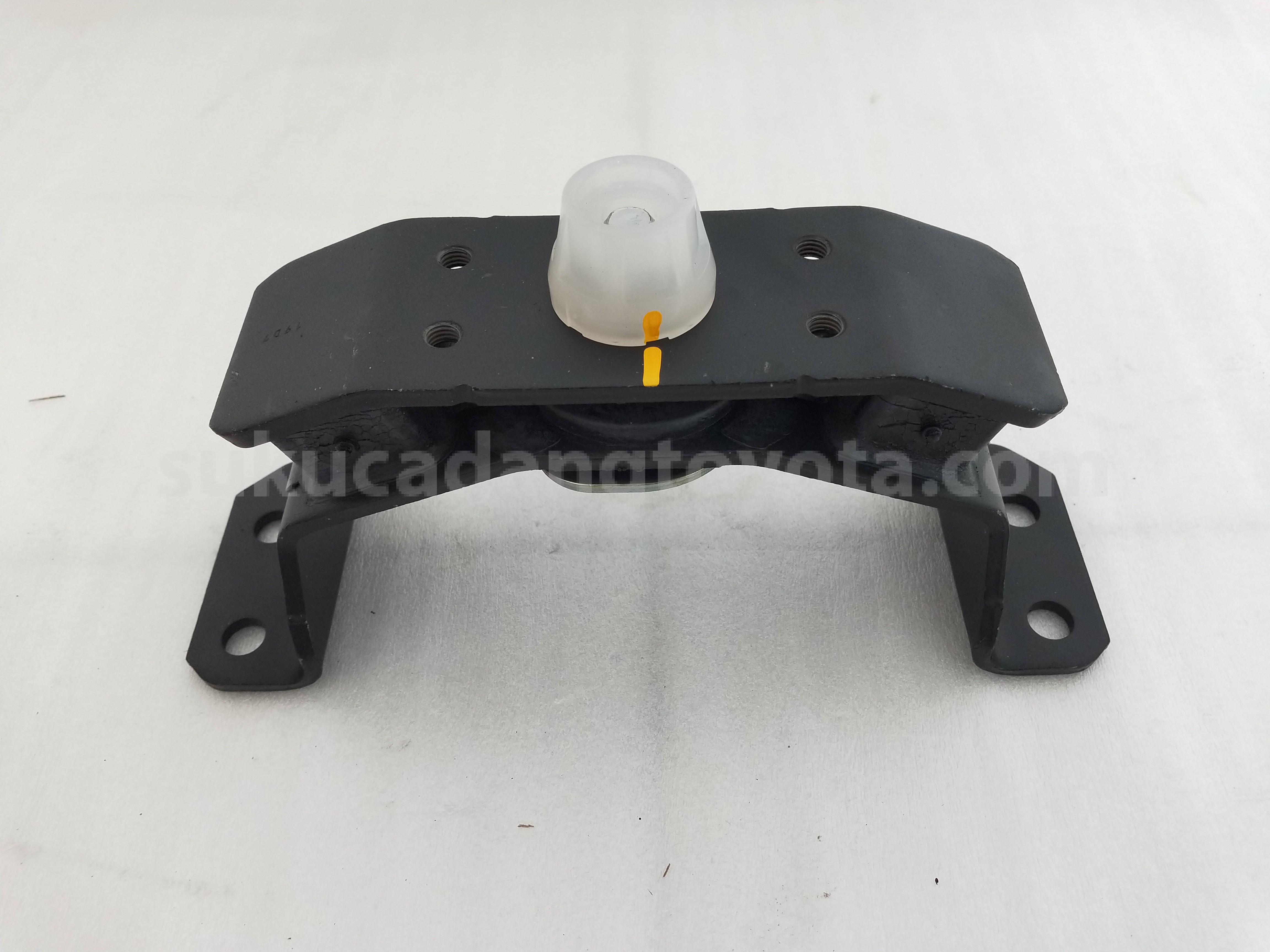 123710L210 INSULATOR, ENGINE MO - TOYOTA