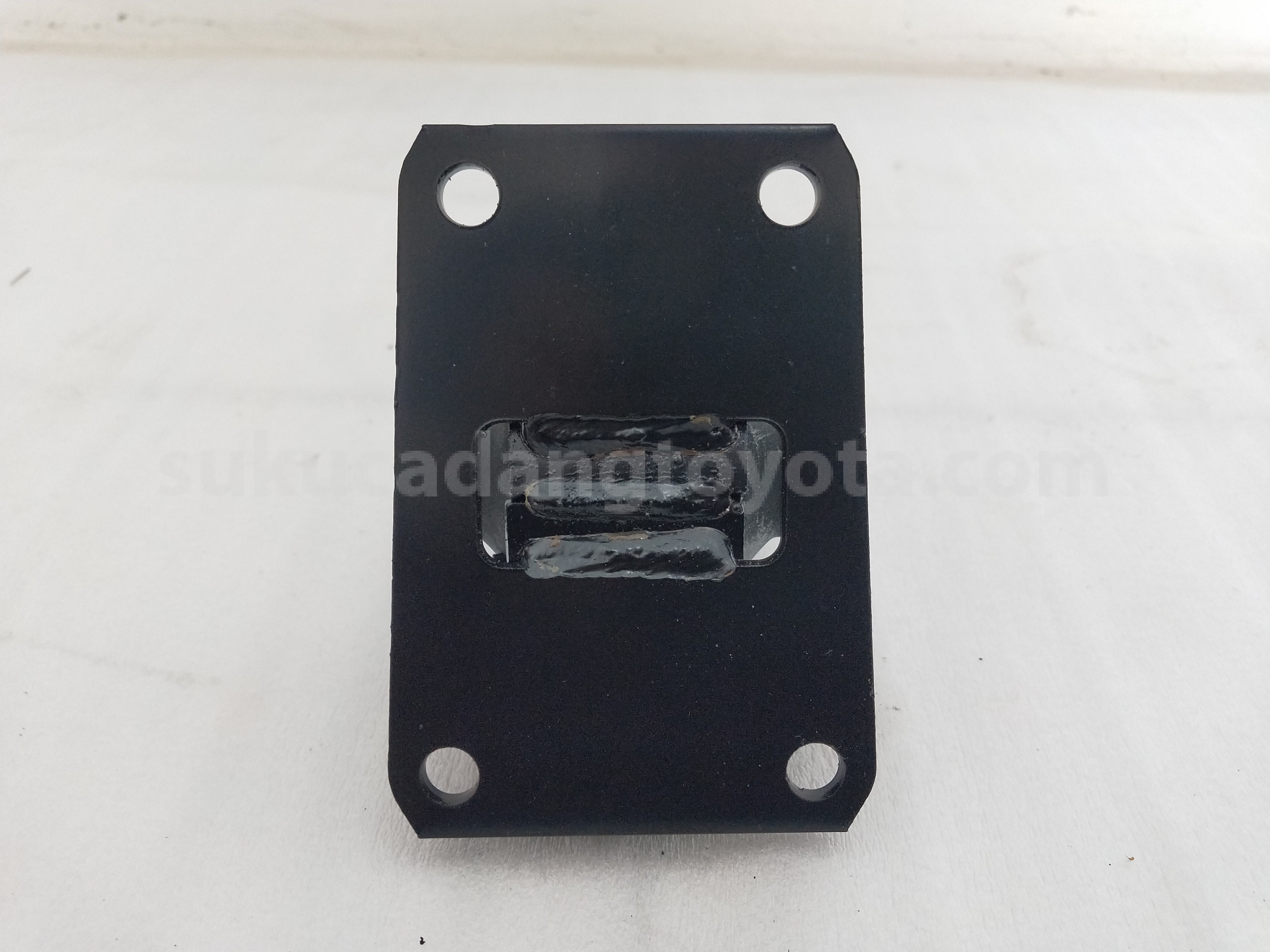 1238030010 INSULATOR ASSY, - TOYOTA