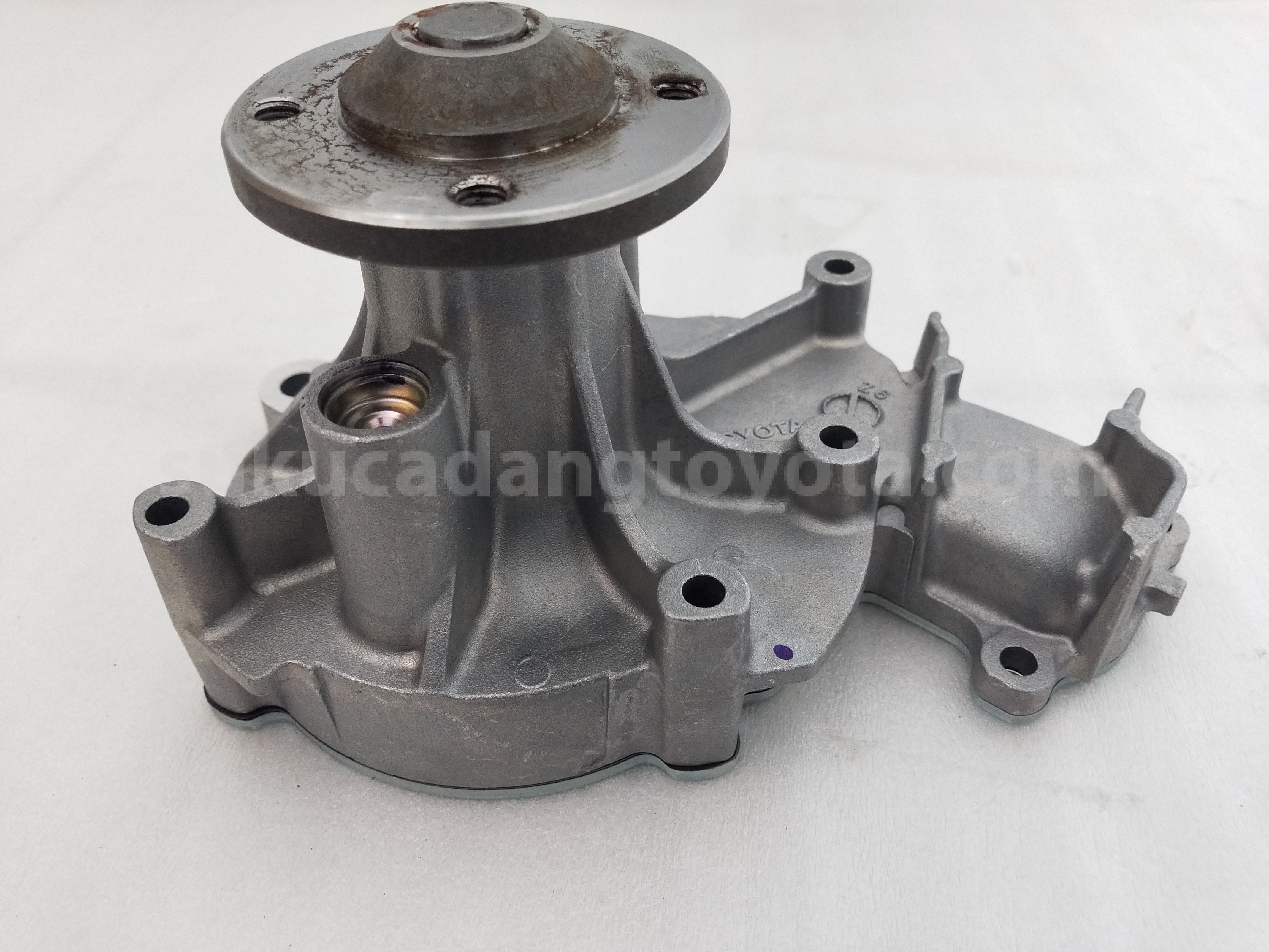 1610039426 PUMP ASSY, WATER - TOYOTA