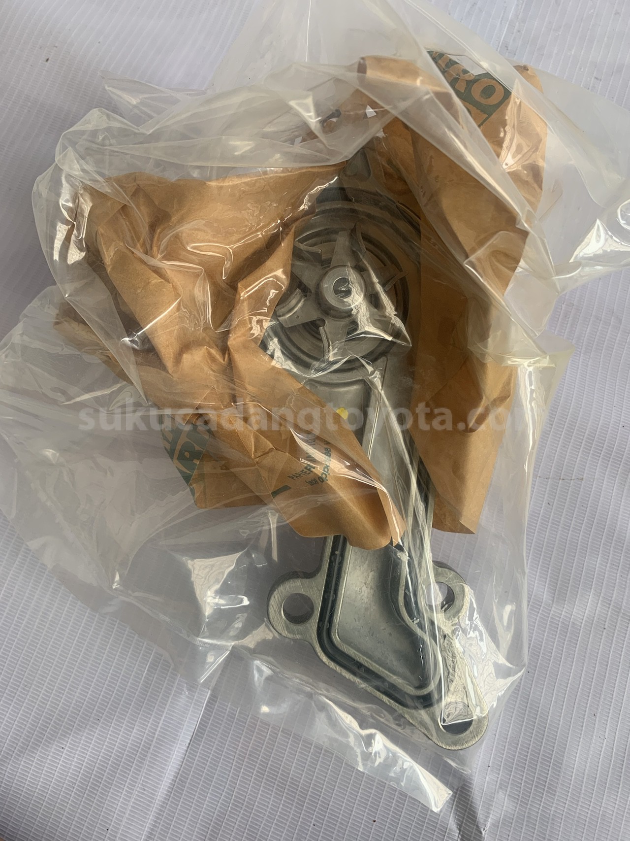 16100B9490 PUMP ASSY, WATER - TOYOTA