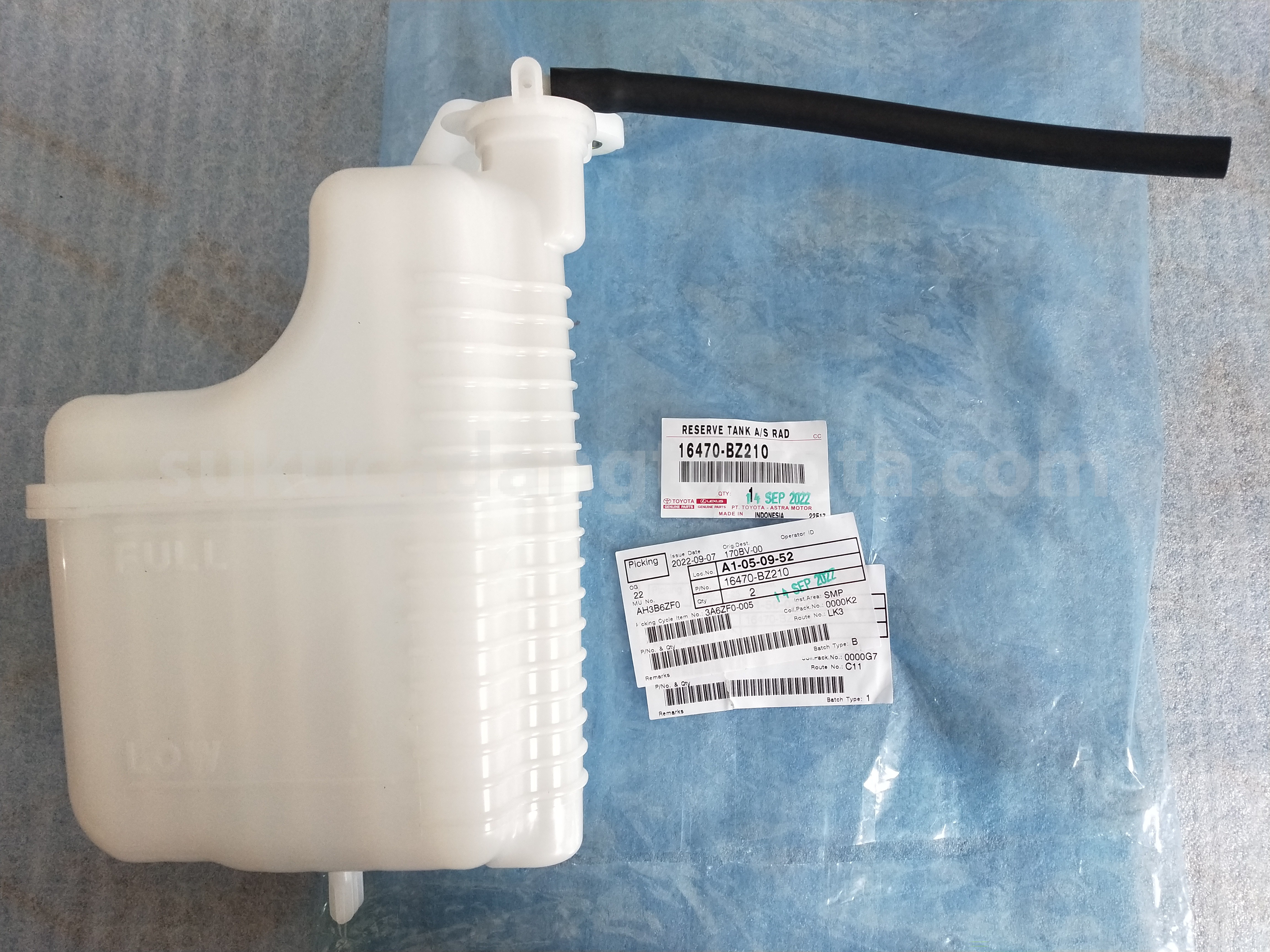 16470BZ210 RESERVE TANK A/S RAD - TOYOTA