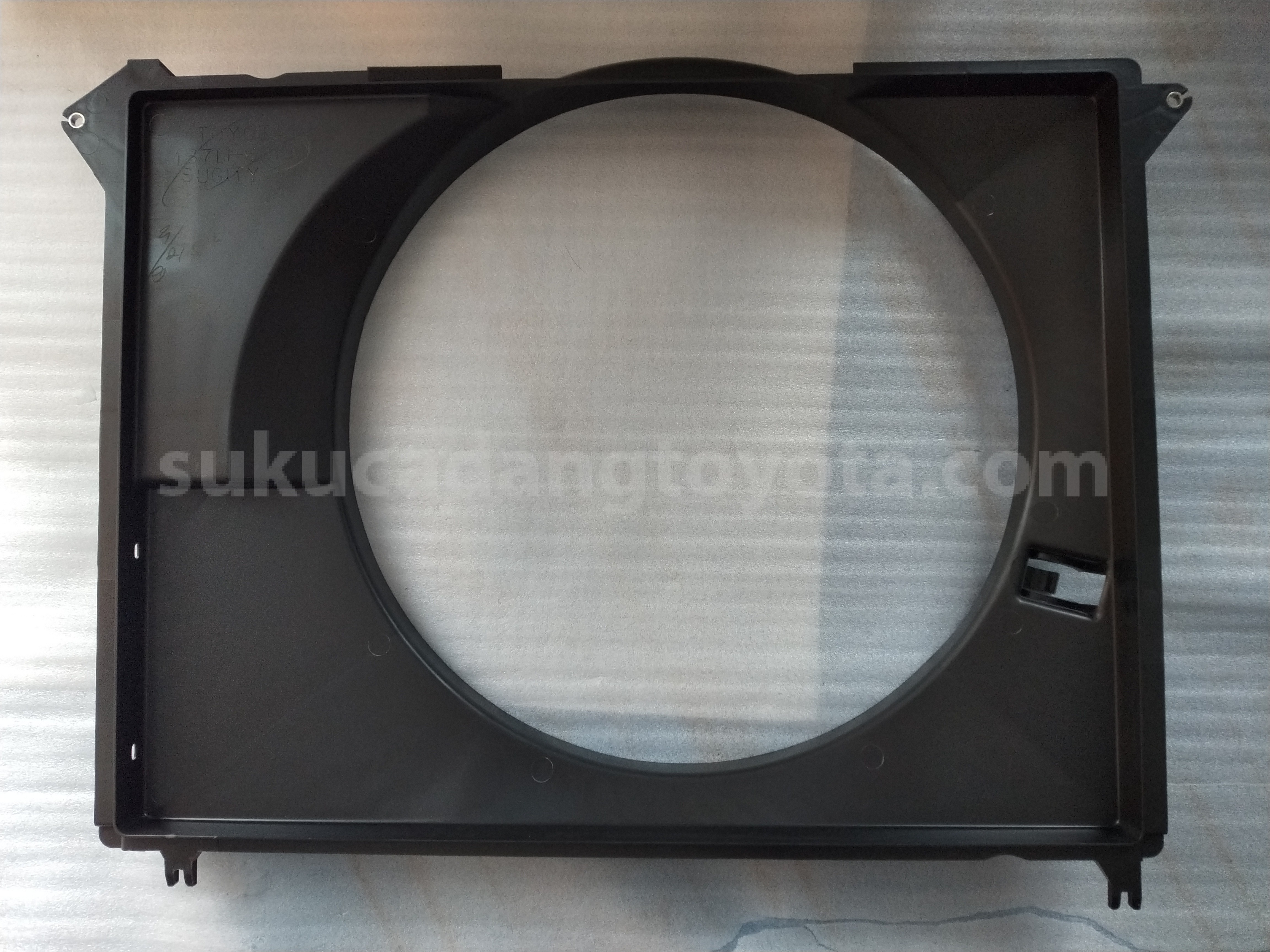 167110C100 SHROUD, FAN - TOYOTA