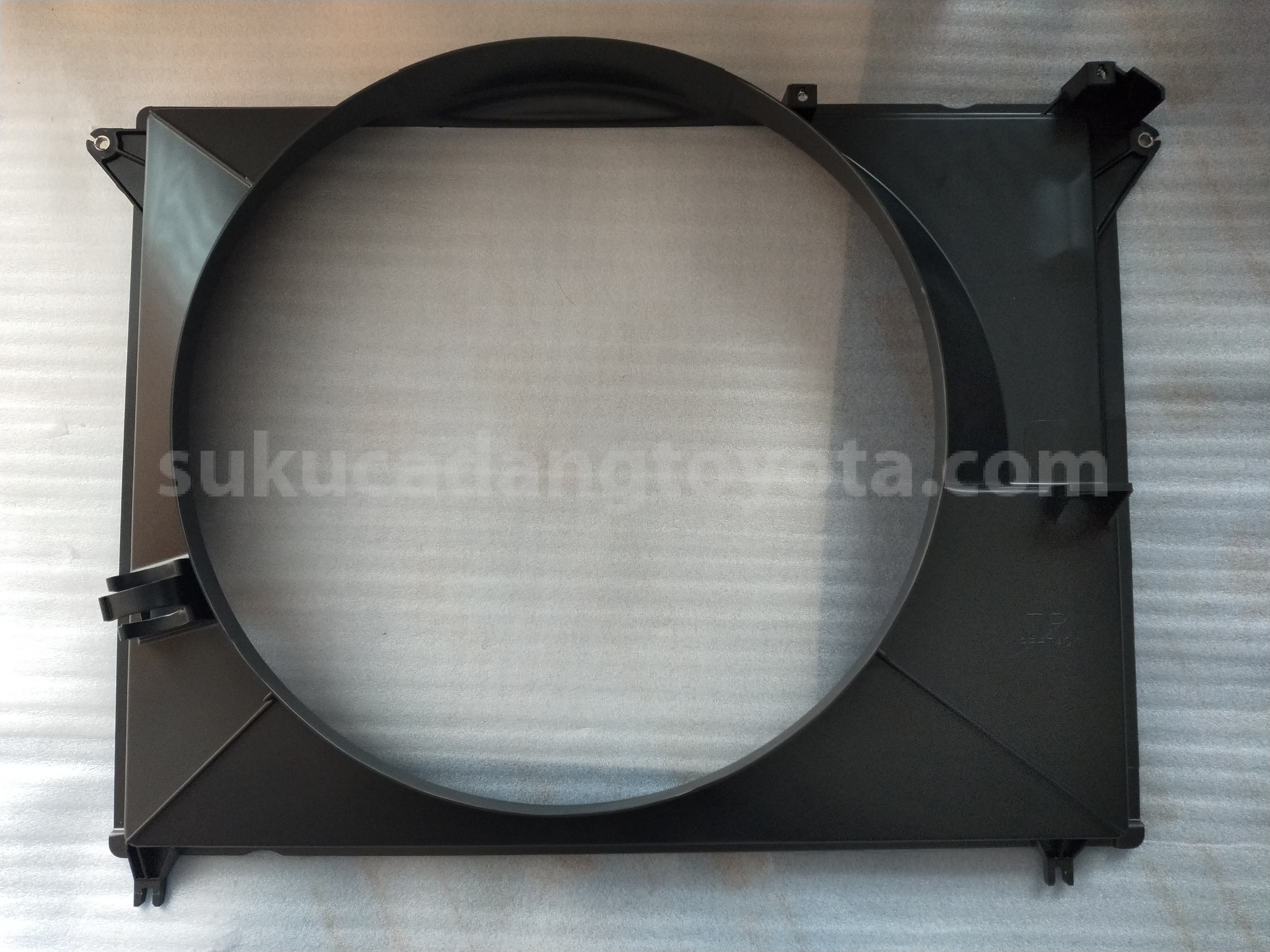 167110C100 SHROUD, FAN - TOYOTA