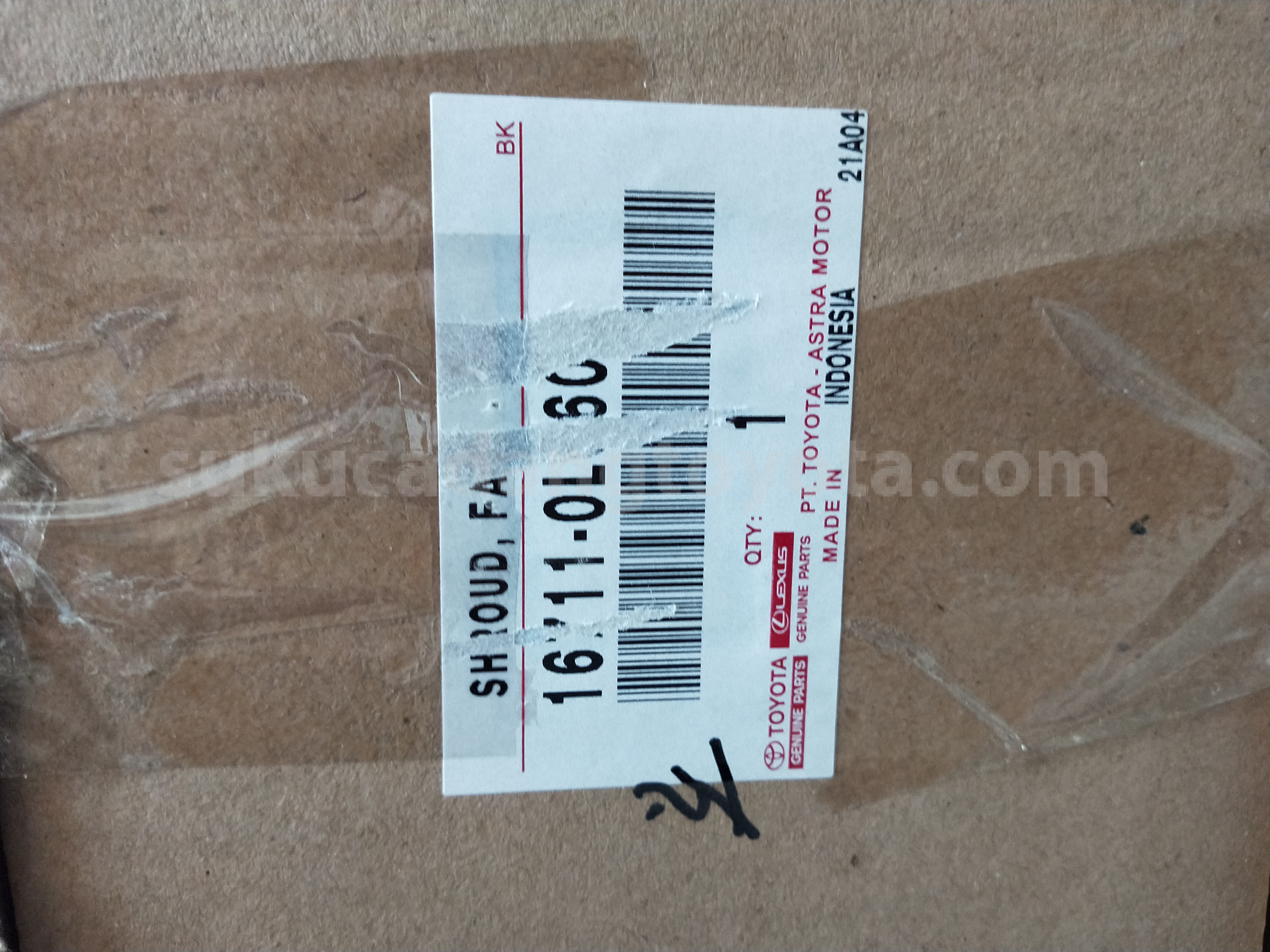 167110L060 SHROUD, FAN - TOYOTA