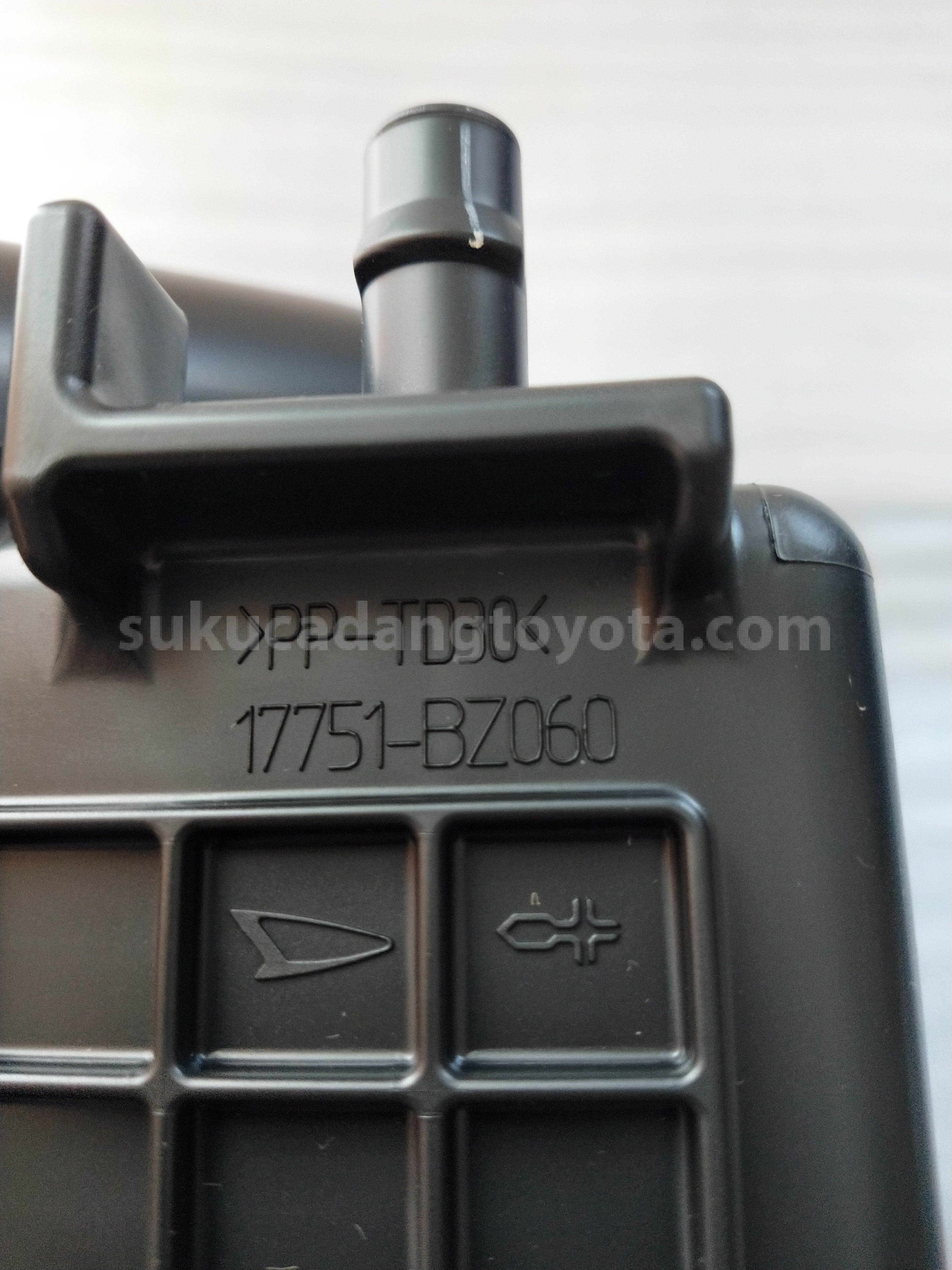 17750BZ010 INLET AS AIR CLEANER - TOYOTA