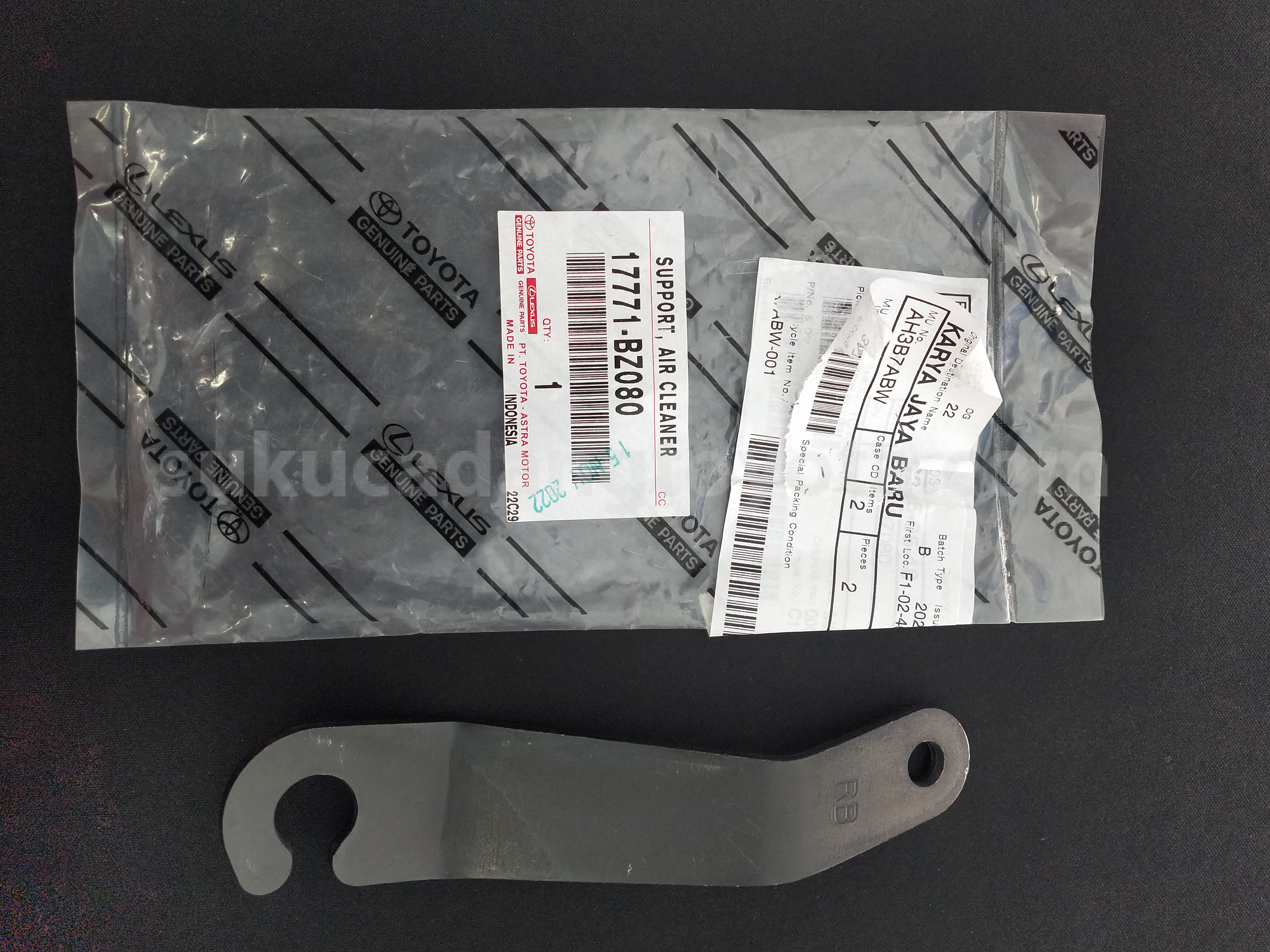 17771BZ080 SUPPORT, AIR CLEANER - TOYOTA