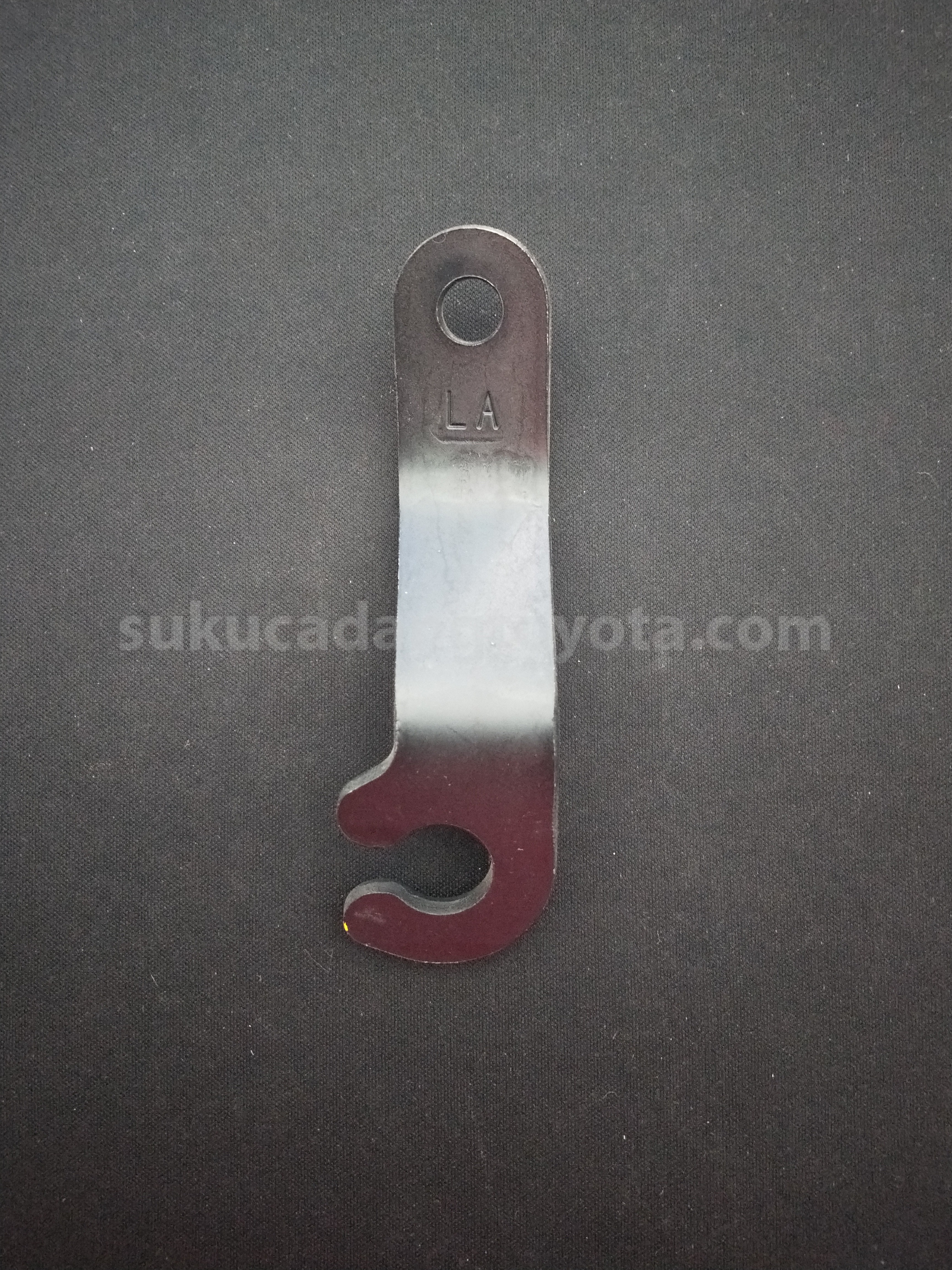 17772BZ030 BRACKET AIR PIPE1 LH - TOYOTA