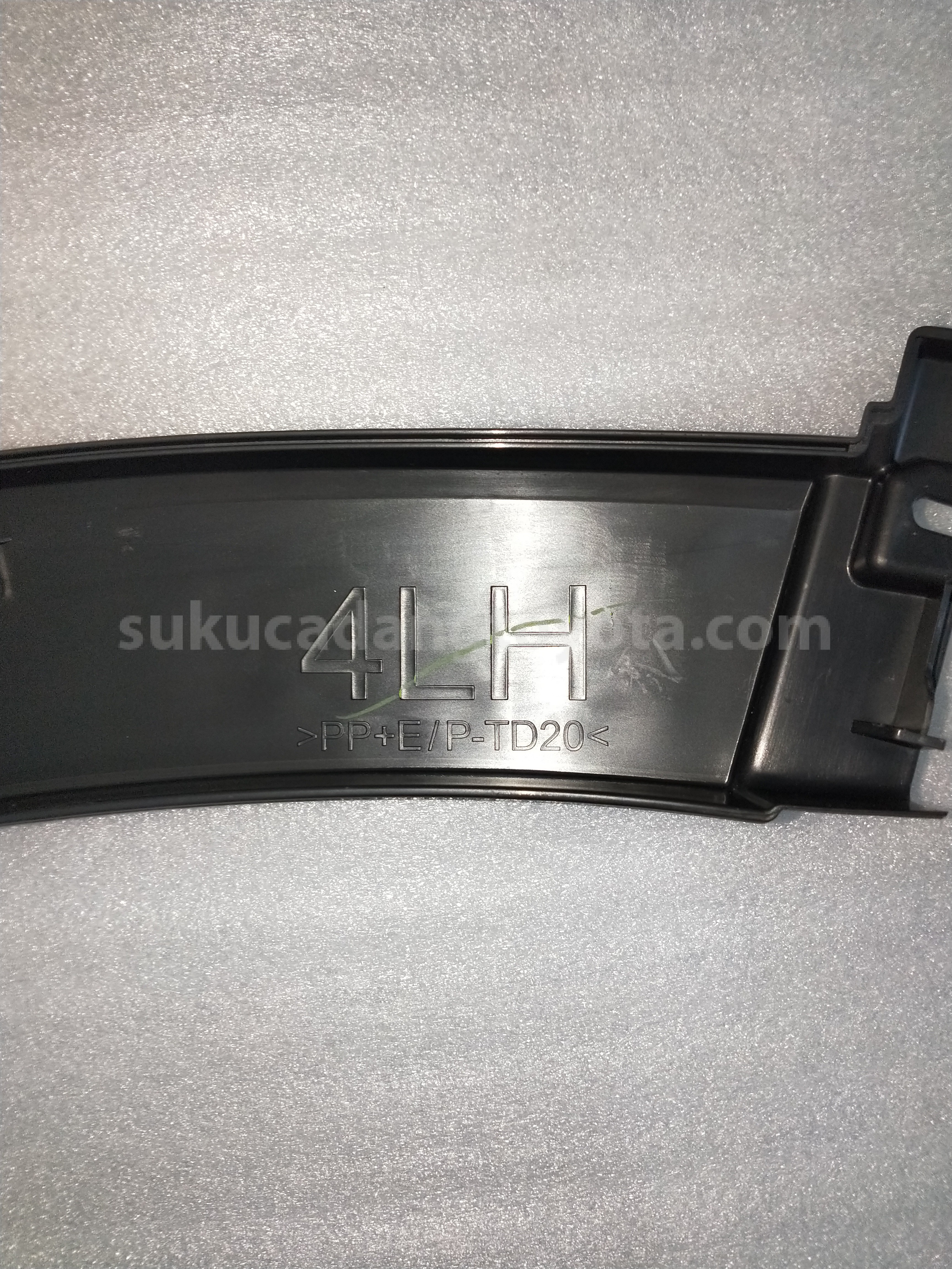61682BZ030 EXTENSION, RR WHL LH - TOYOTA