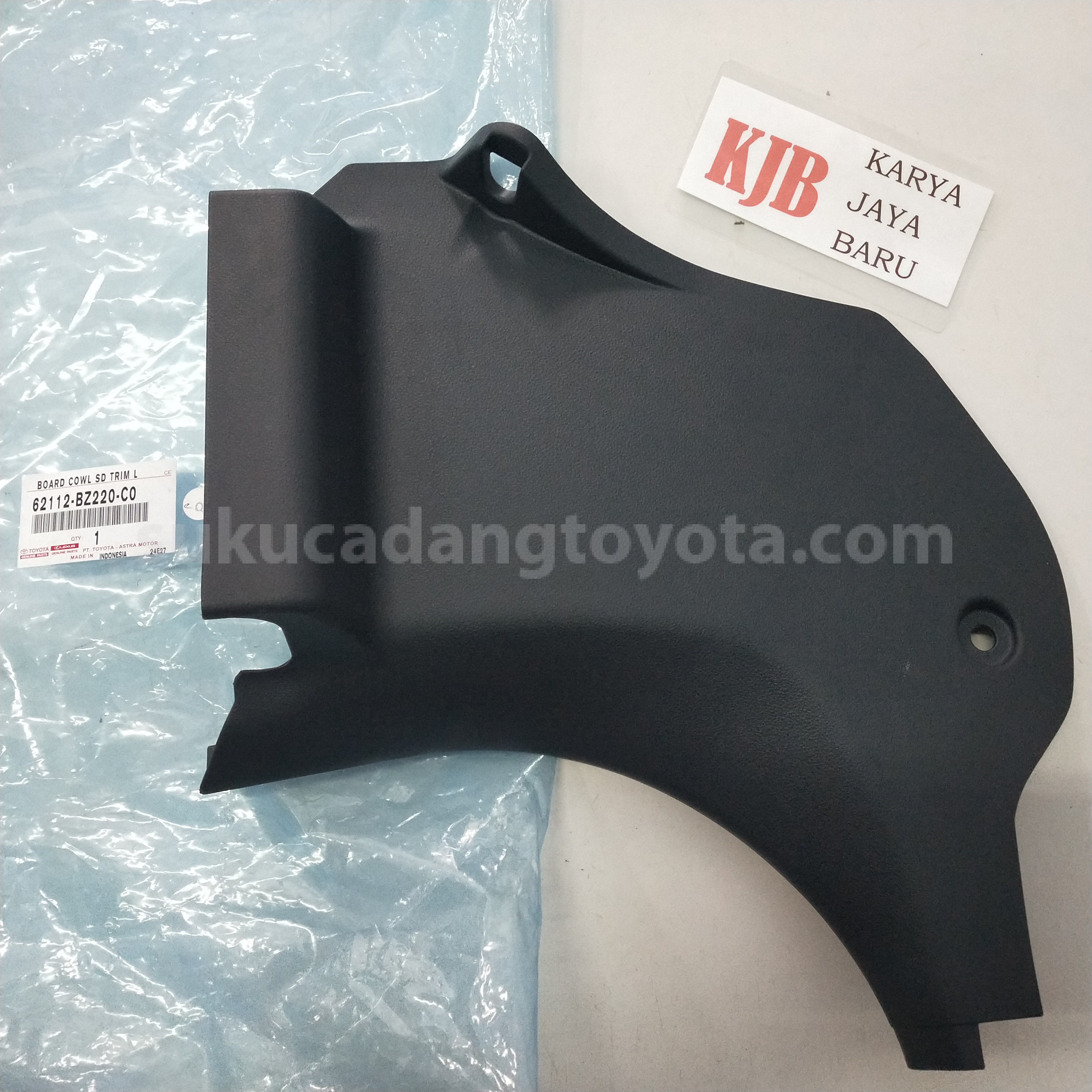 62112BZ220C0 BOARD COWL SD TRIM L - TOYOTA