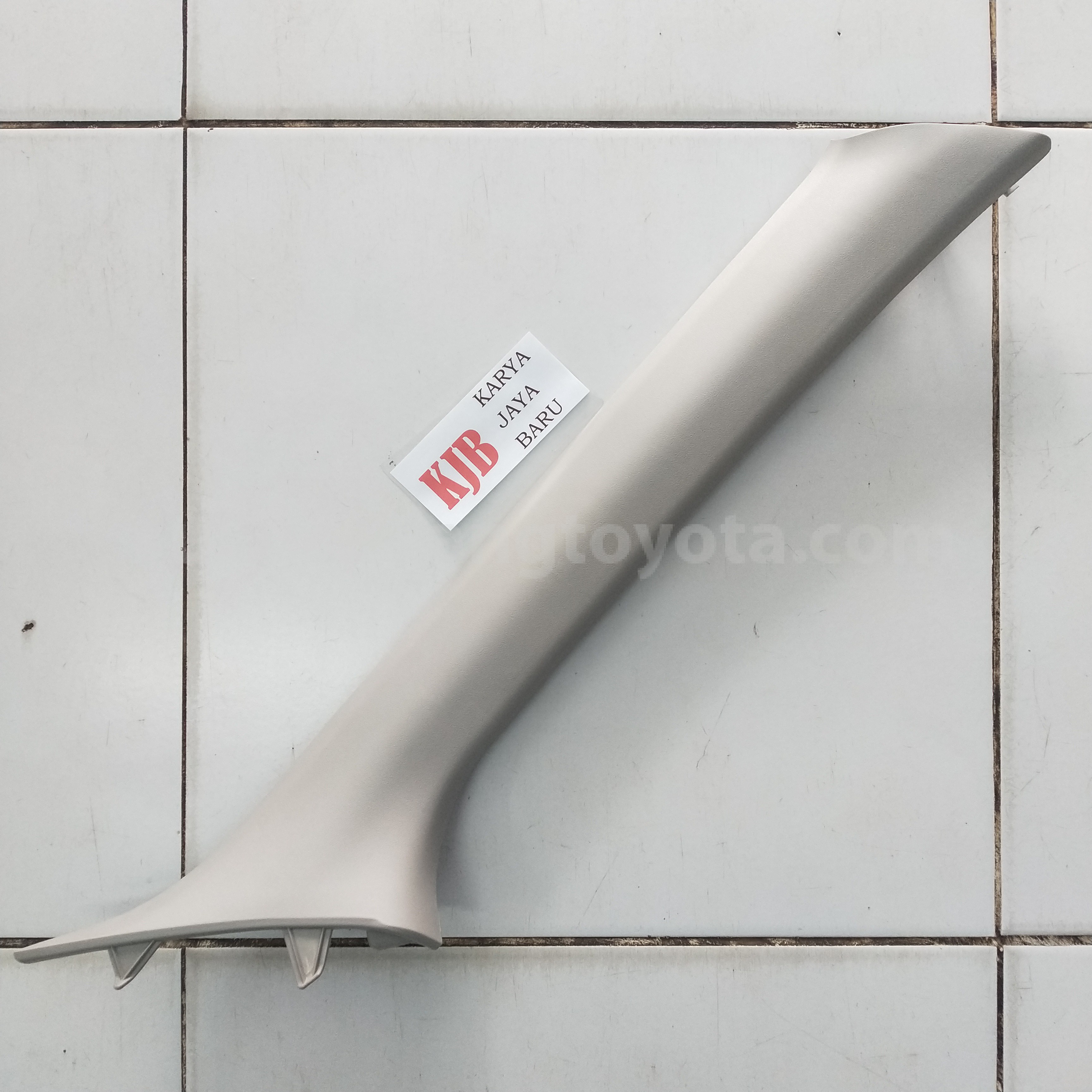 62211BZ250B0 GARNISH FR PILLAR RH - TOYOTA