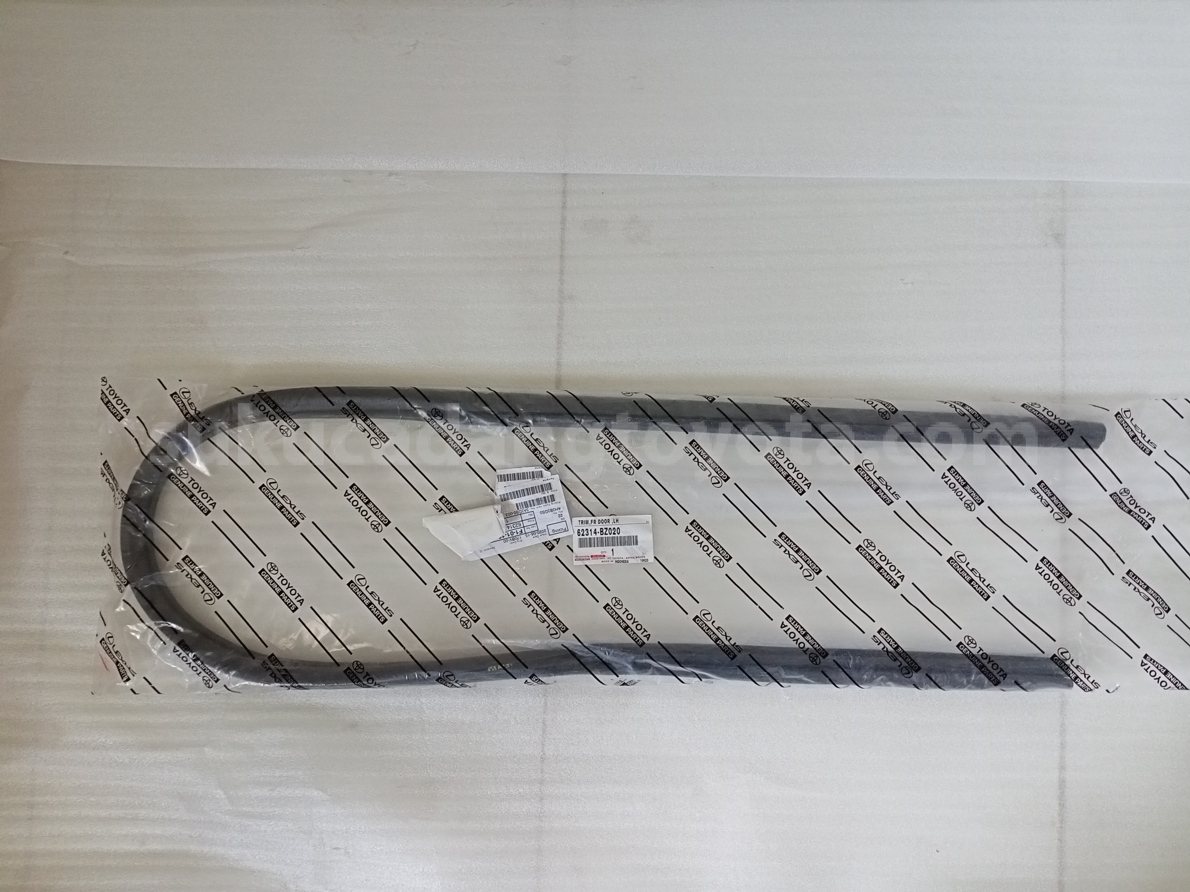62314BZ020 TRIM,FR DOOR ,LH - TOYOTA