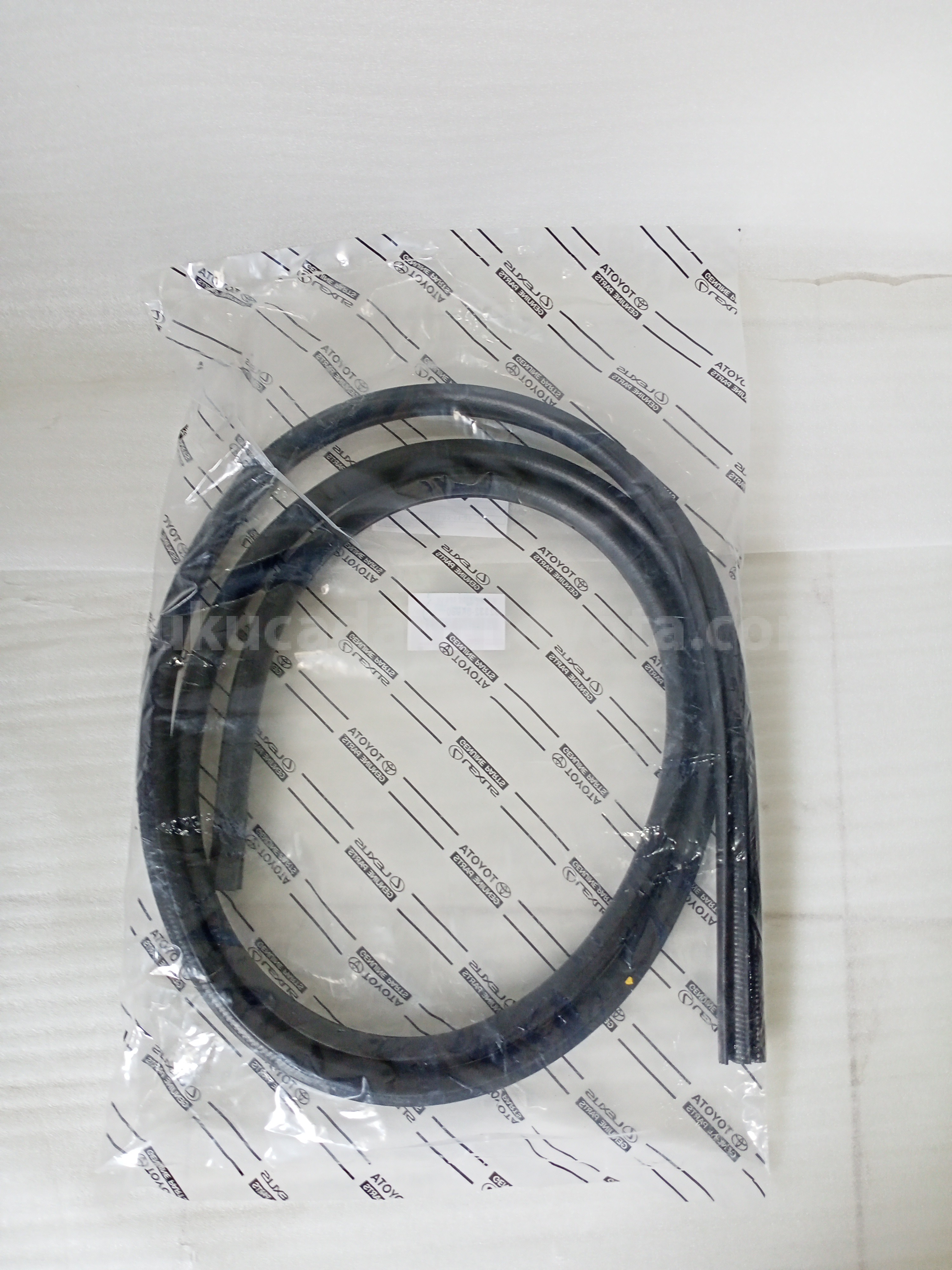 623320K030 W/STRIP RRDR OPG LH - TOYOTA