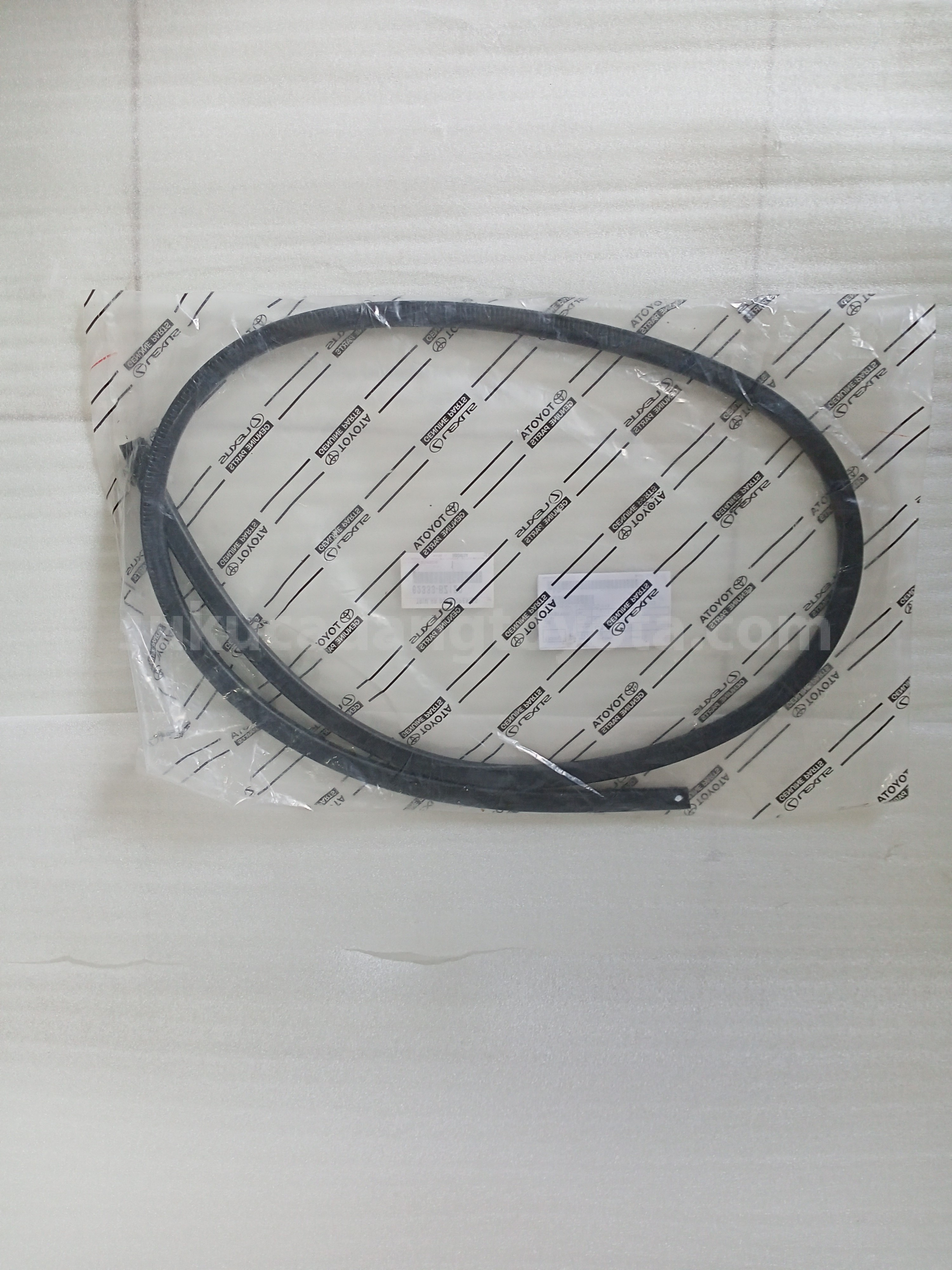 62333BZ120 TRIM,RR DOOR OPENING - TOYOTA