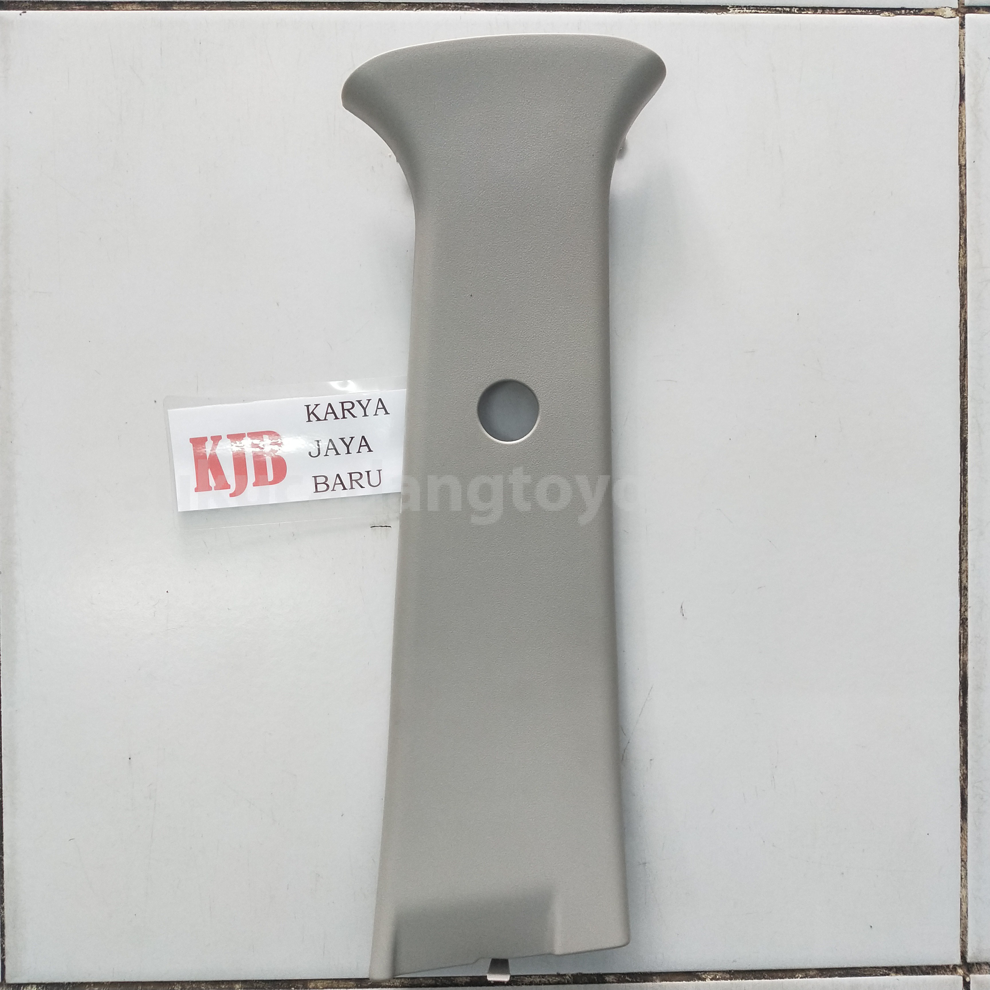 62411BZ190B0 GARNISH CTR PLR UP R - TOYOTA