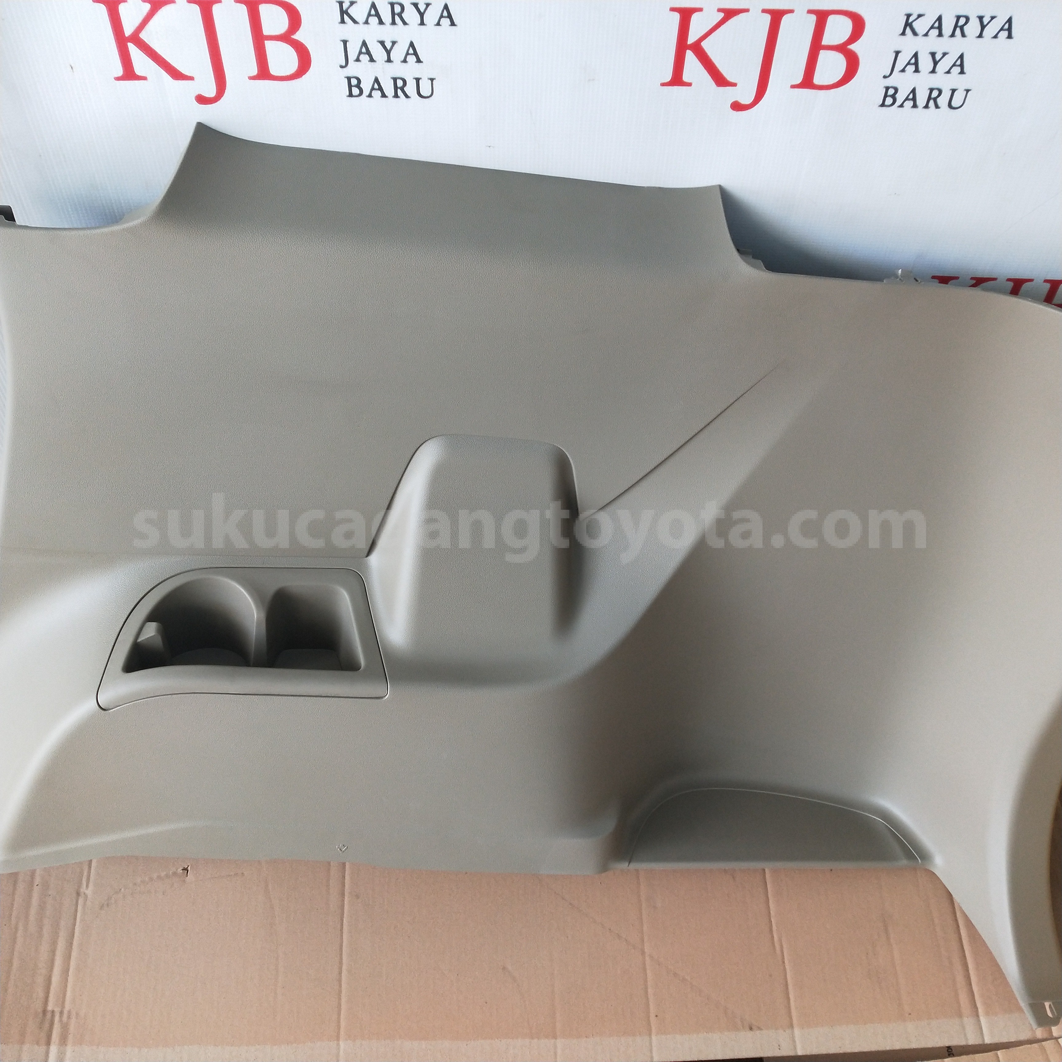 64730BZ120E0 PANEL ASSY,DECK,RH - TOYOTA