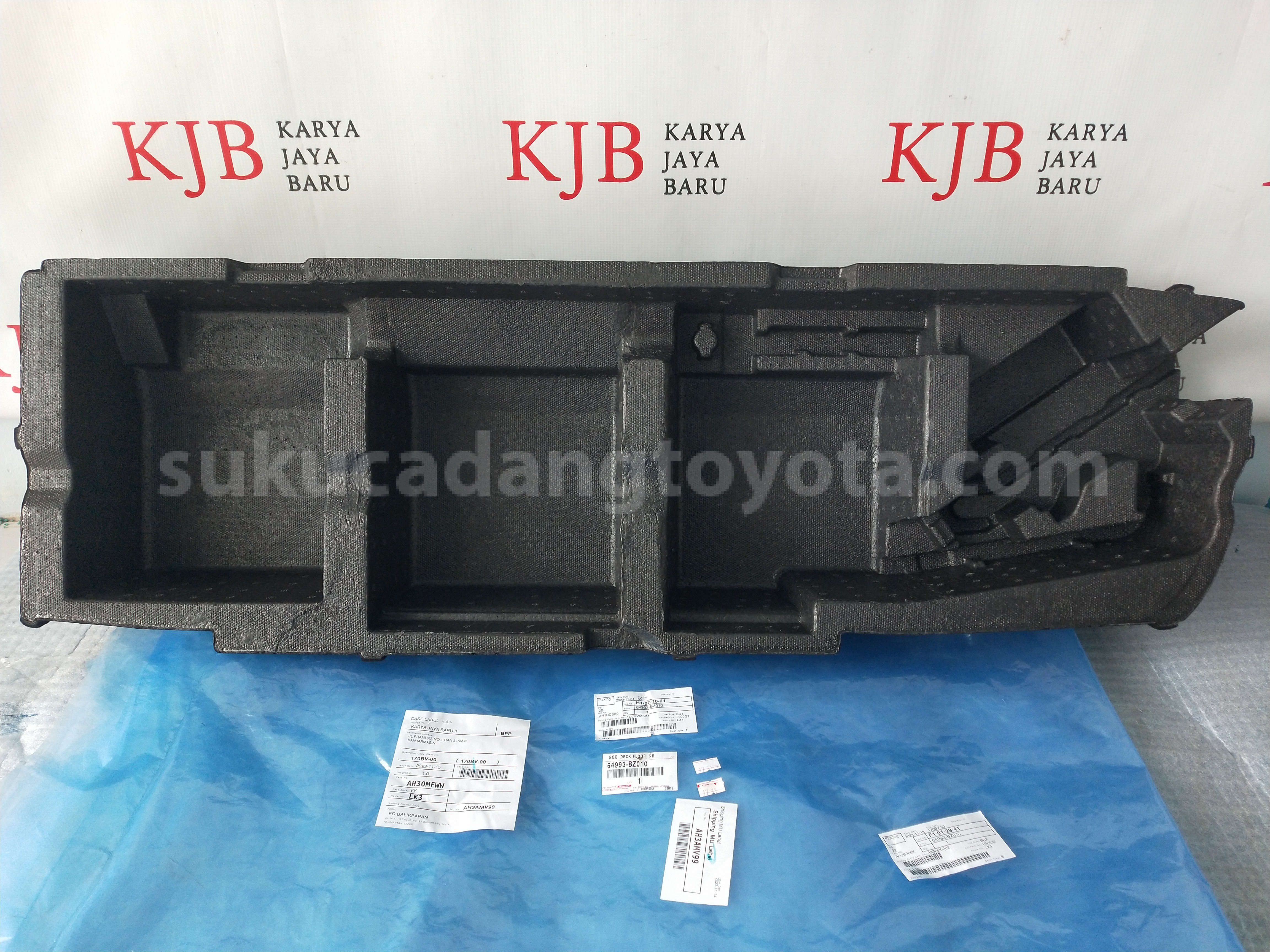 64993BZ010 BOX, DECK FLOOR, RR - TOYOTA