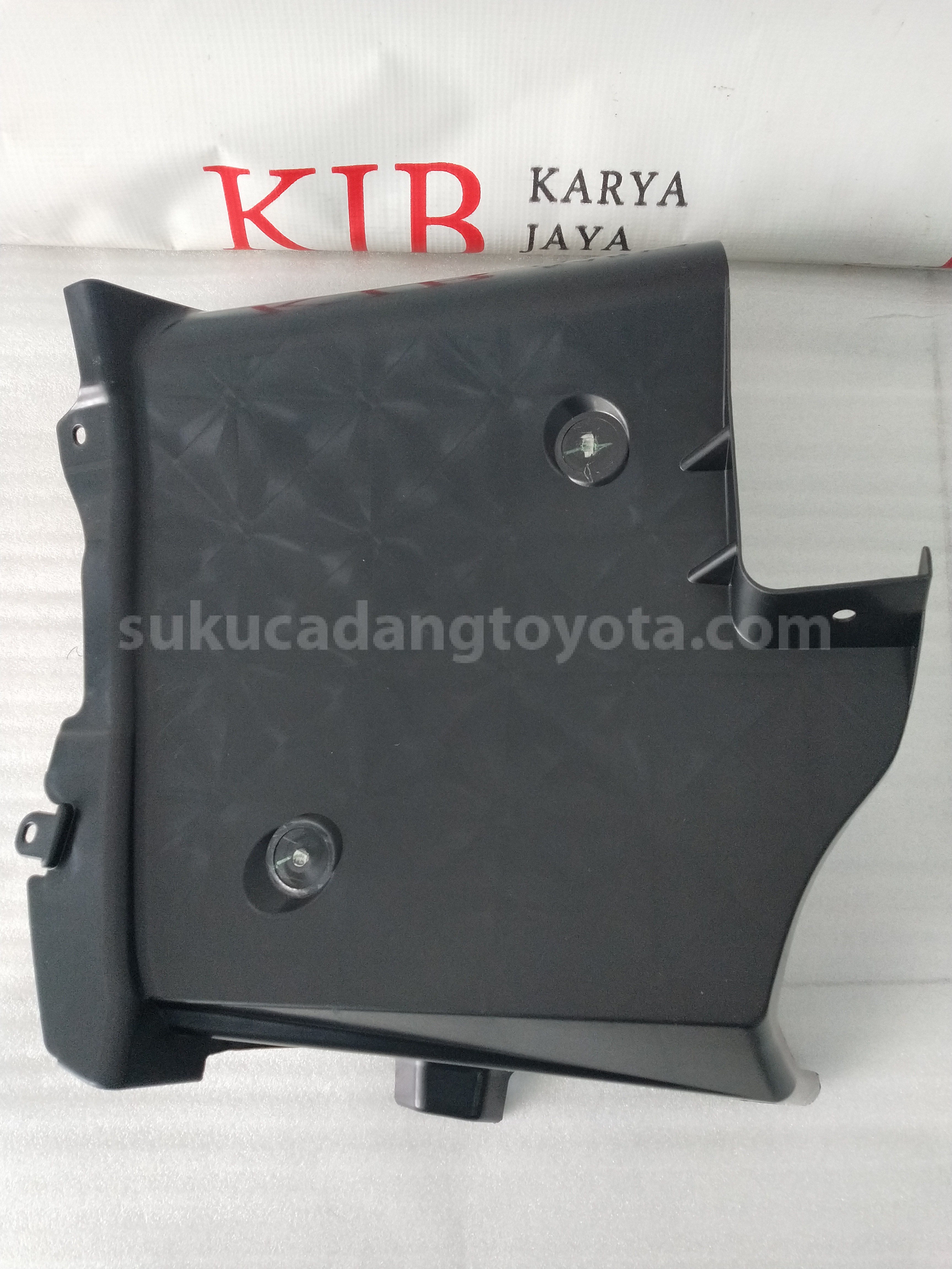 65637BZ270 LINER RR WHL HOUSE R - TOYOTA