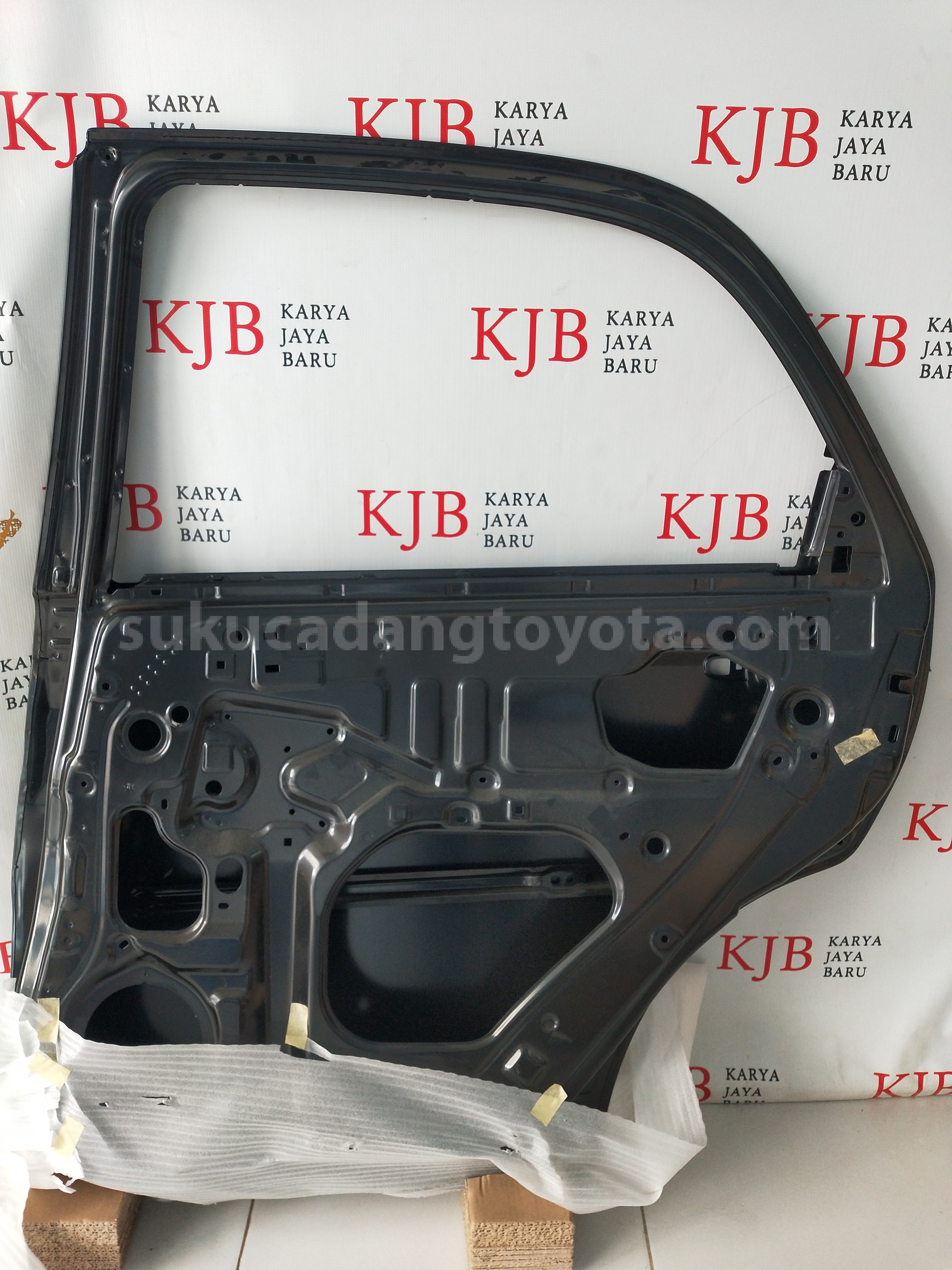 67003BZ140 PANEL S/A RR DOOR RH - TOYOTA