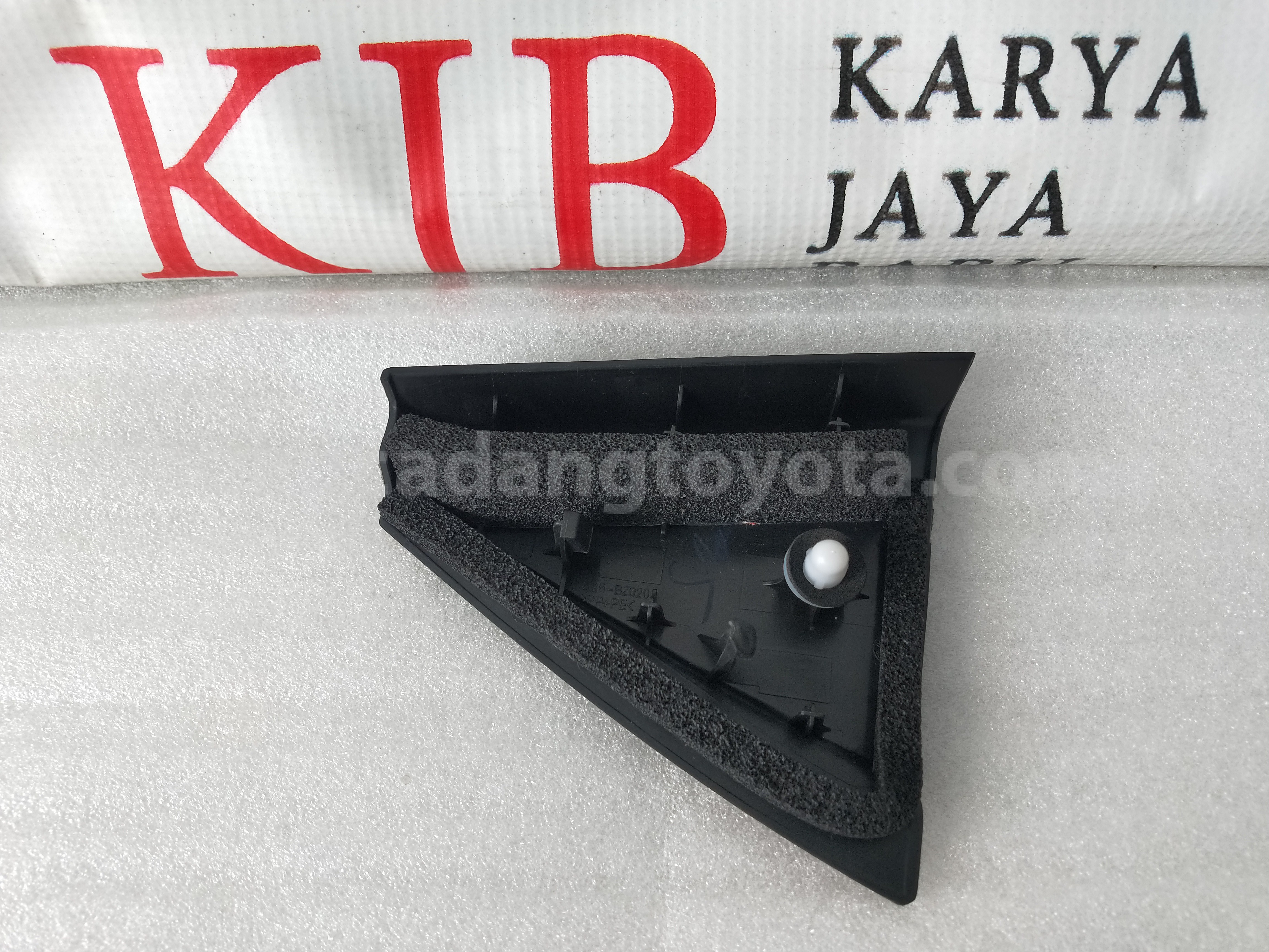 67485BZ020 SEAL, RR DOOR RH - TOYOTA