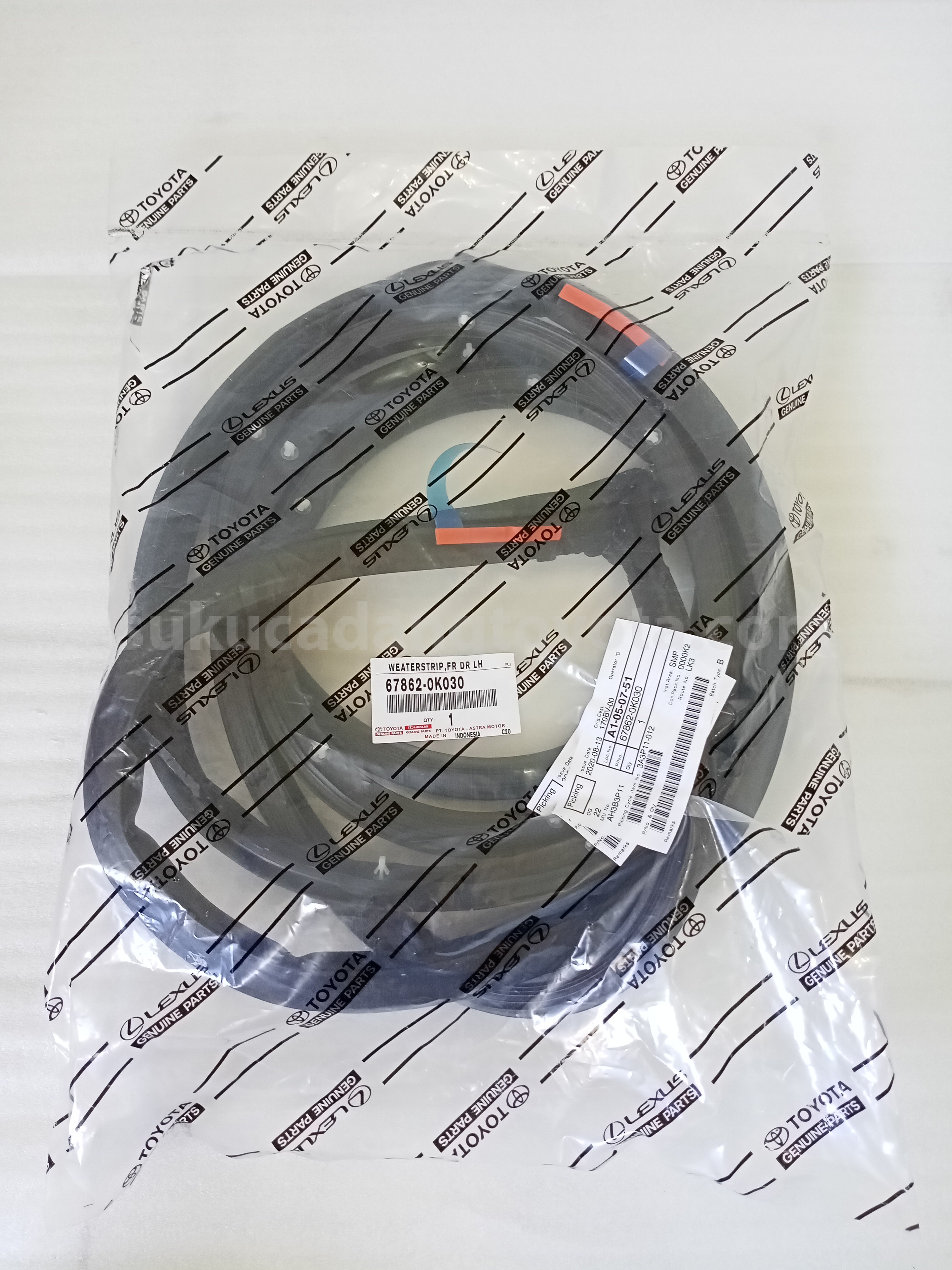 678620K030 WEATERSTRIP,FR DR LH - TOYOTA