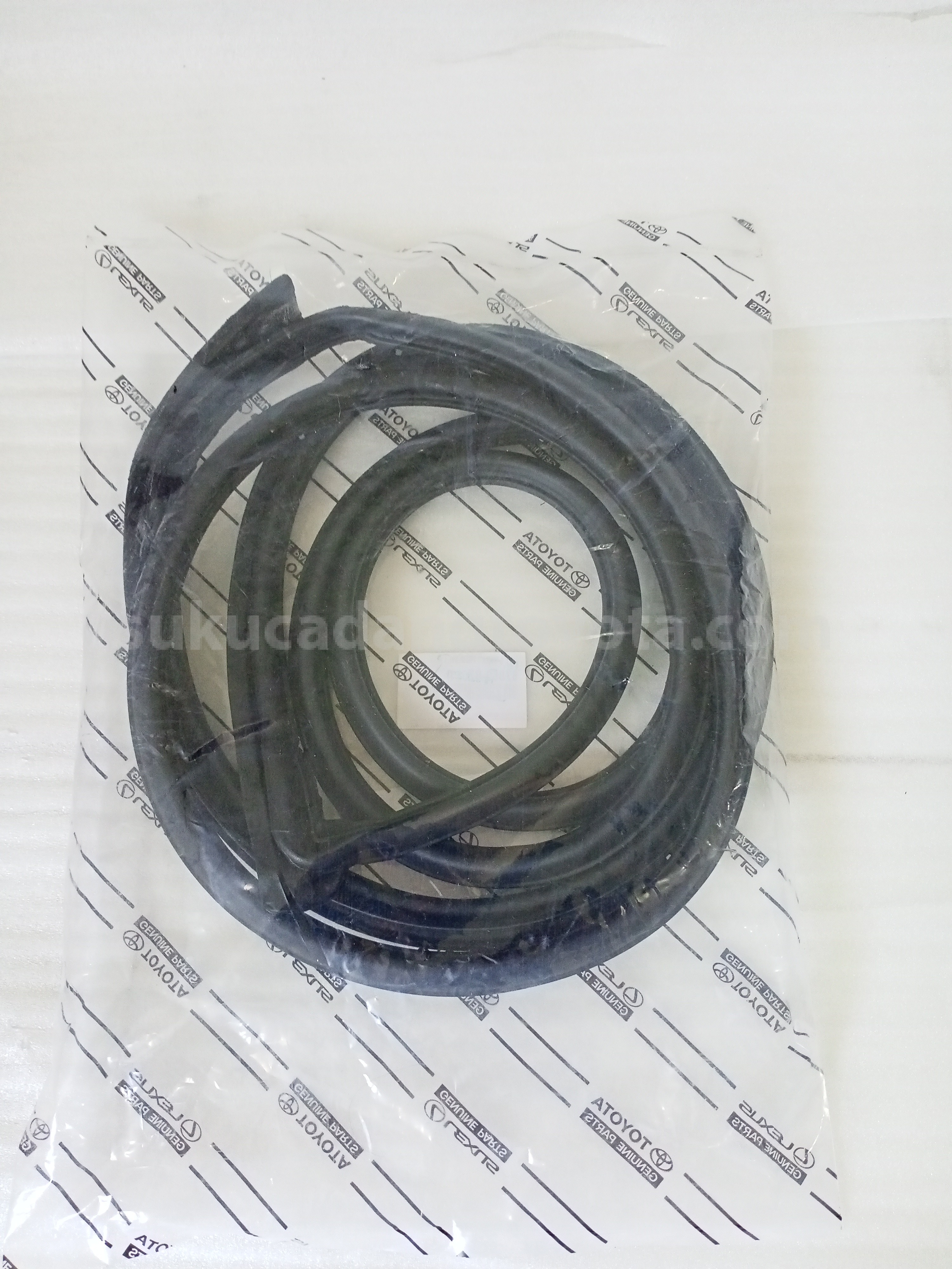 67862BZ011 WEATHERSTRIP,FR,LH - TOYOTA