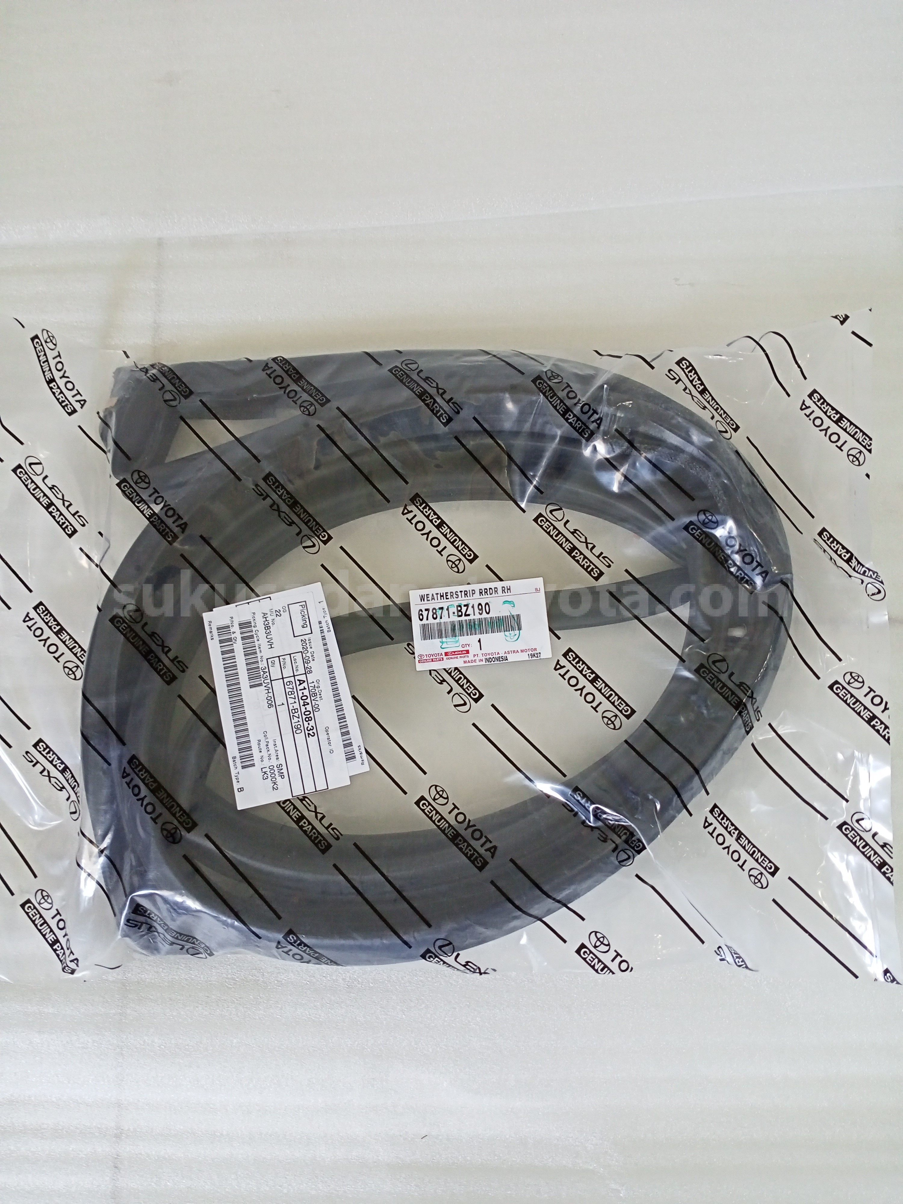 67871BZ190 WEATHERSTRIP RRDR RH - TOYOTA