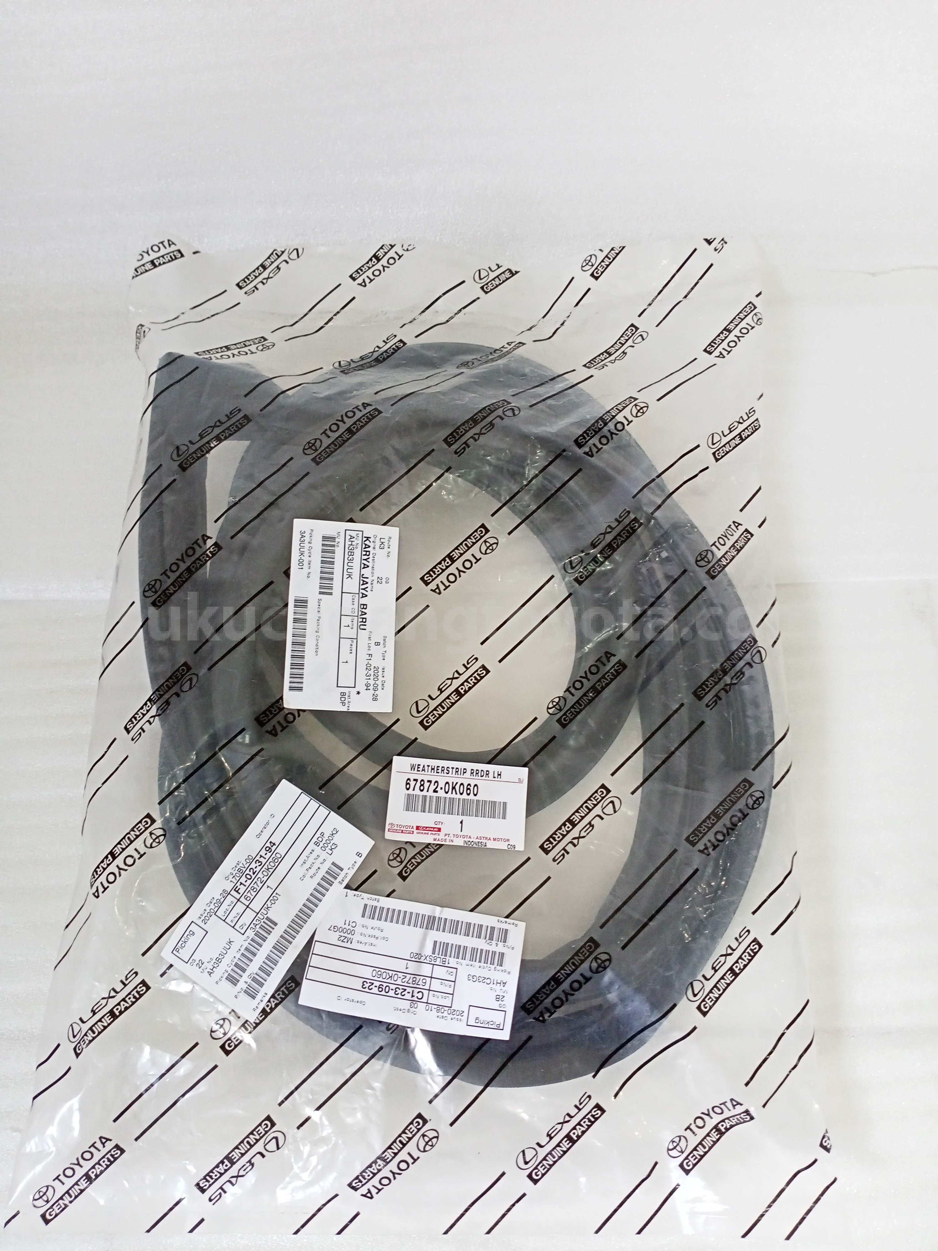 678720K060 WEATHERSTRIP RRDR LH - TOYOTA
