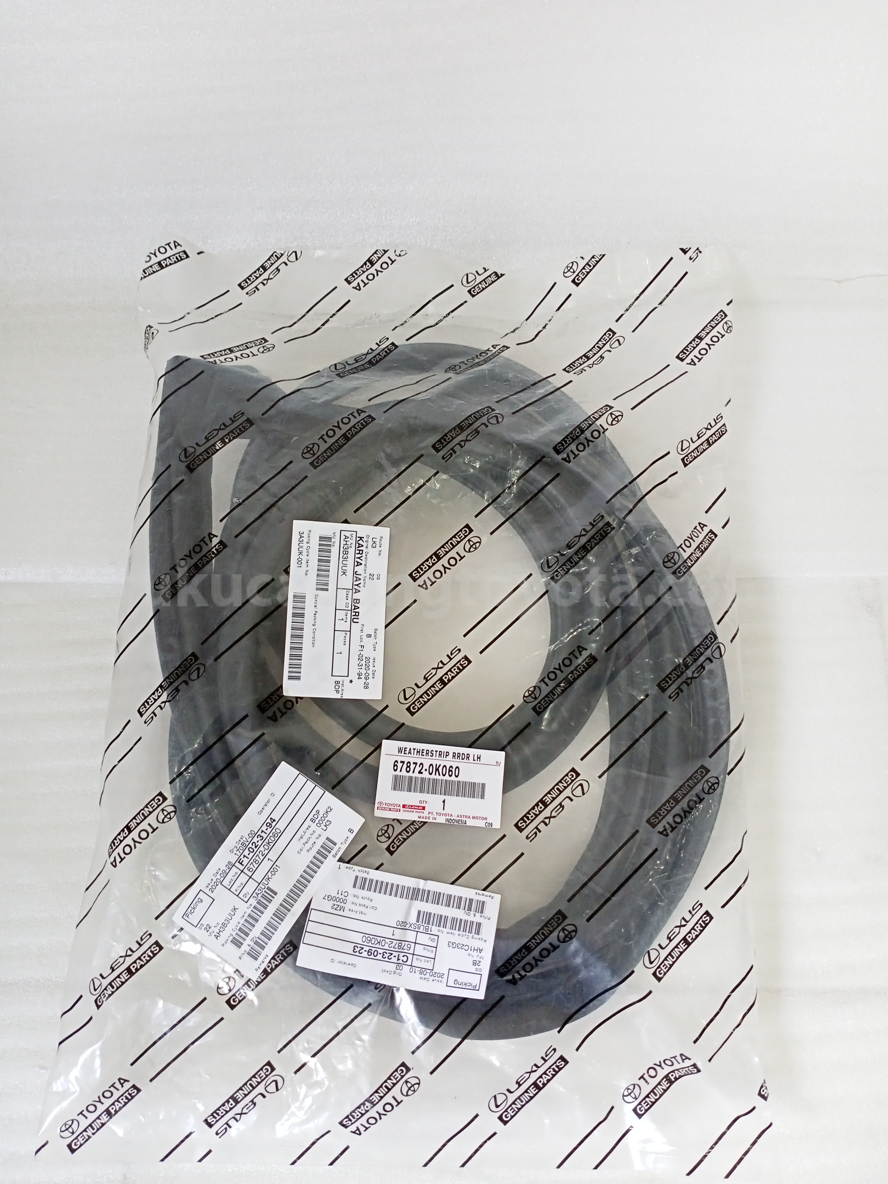 678720K060 WEATHERSTRIP RRDR LH - TOYOTA