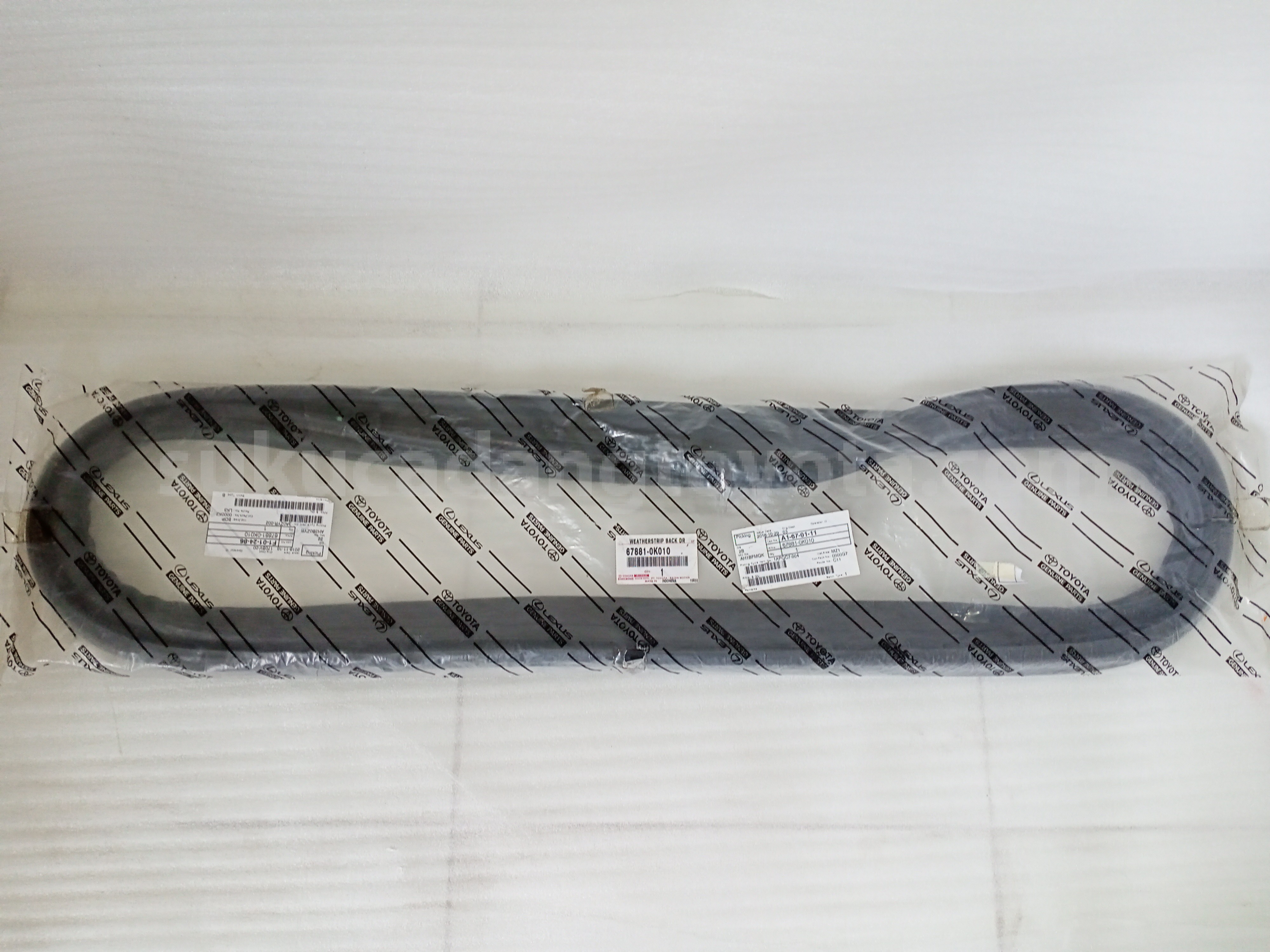 678810K010 WEATHERSTRIP BACK DR - TOYOTA