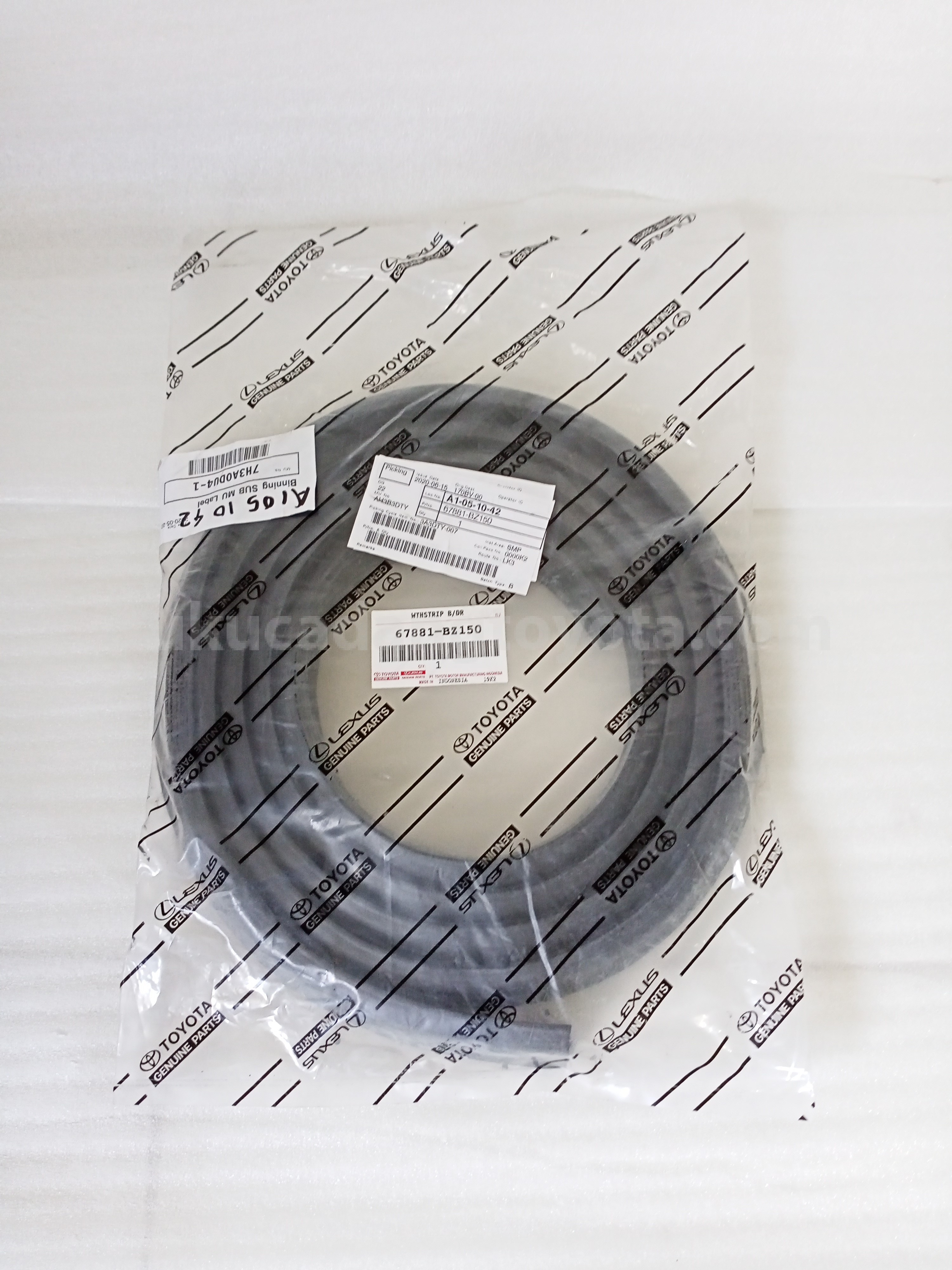 67881BZ150 WEATHERSTRIP B/DOOR - TOYOTA