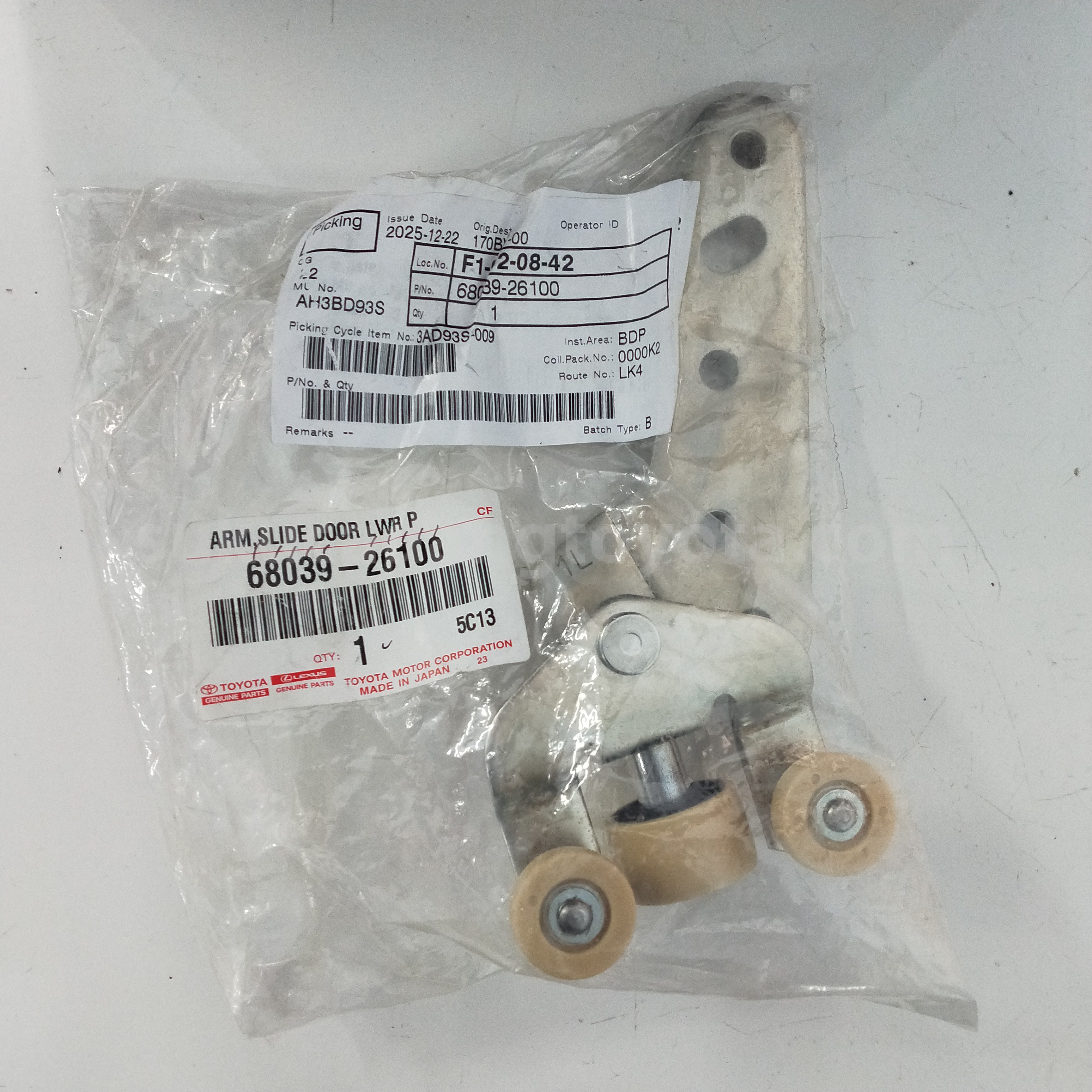 6803926100 BASE SUB-ASSY, SLIDE - TOYOTA