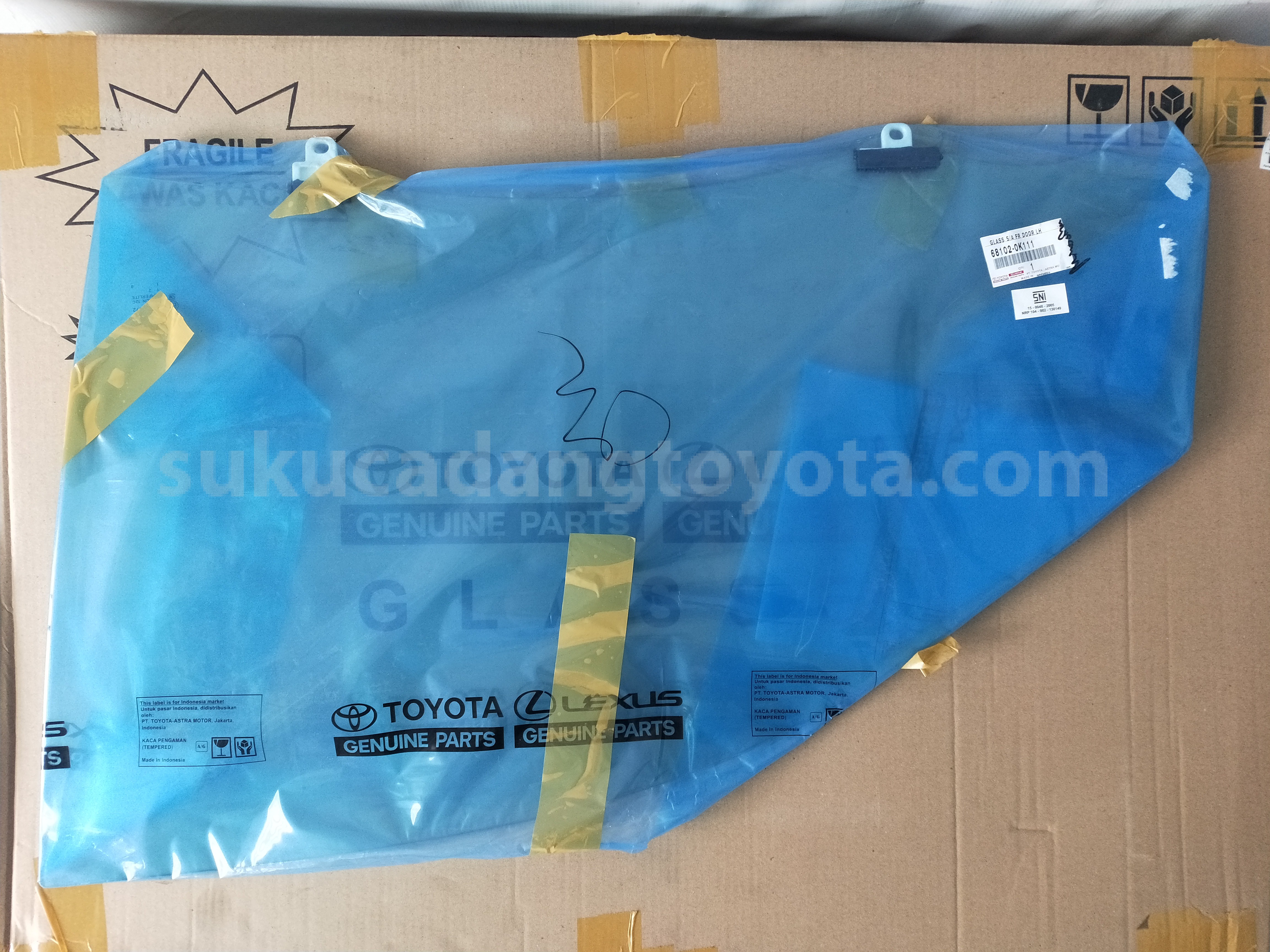 681020K111 GLASS S/A FR DOOR LH - TOYOTA