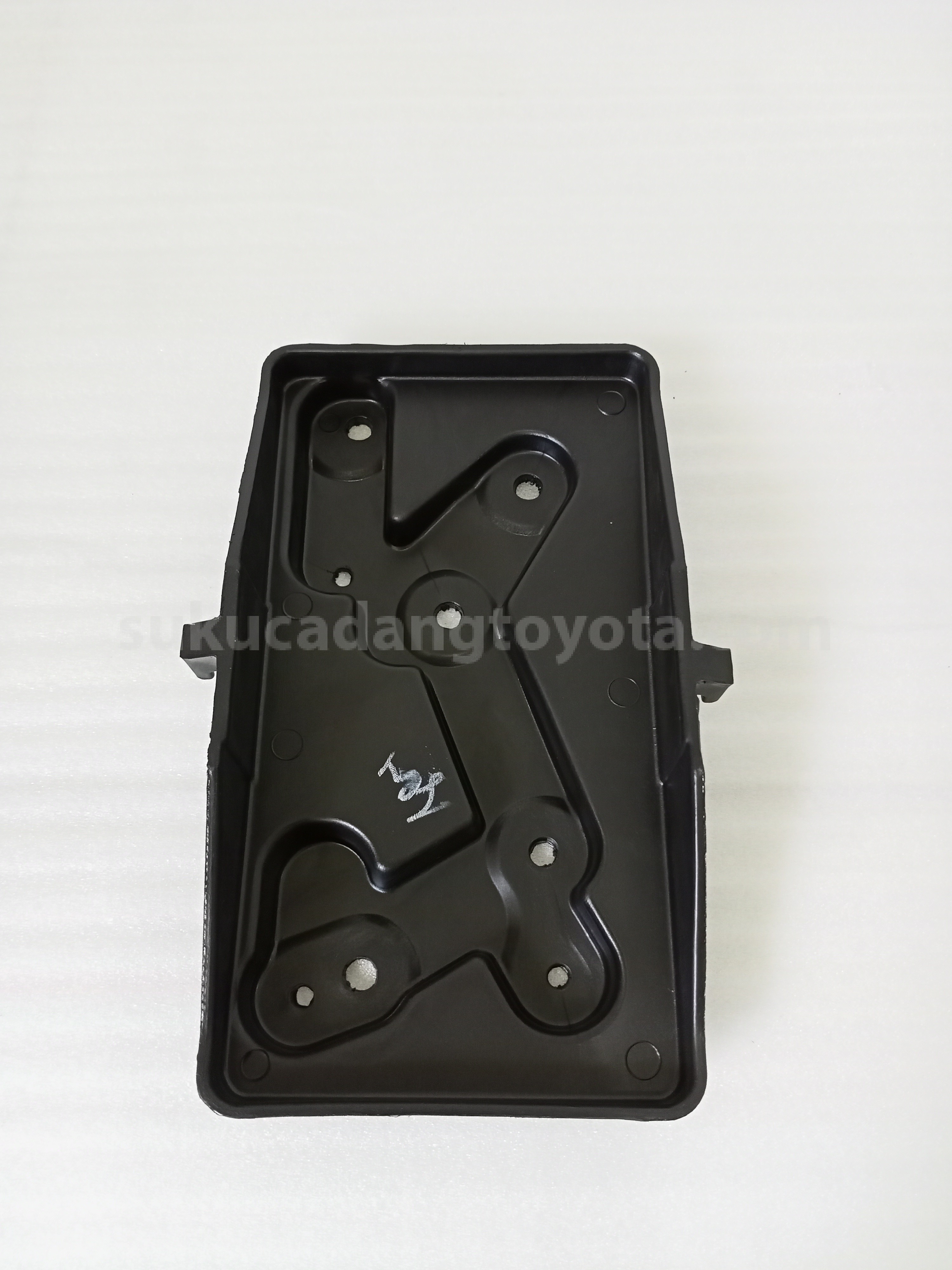 74411BZ010 CARRIER, BATTERY - TOYOTA