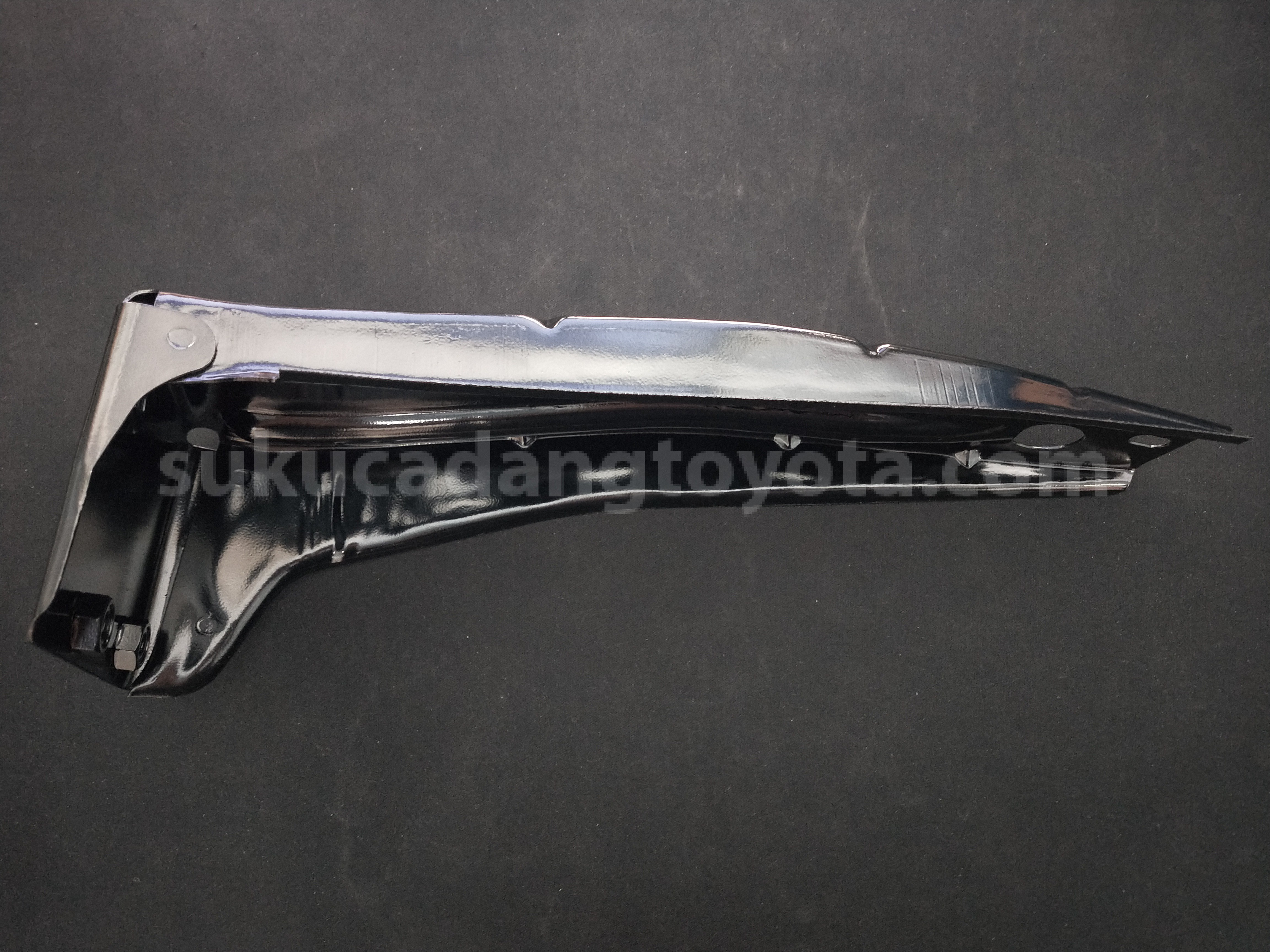 74417BZ040 BRACKET, BATTERY - TOYOTA