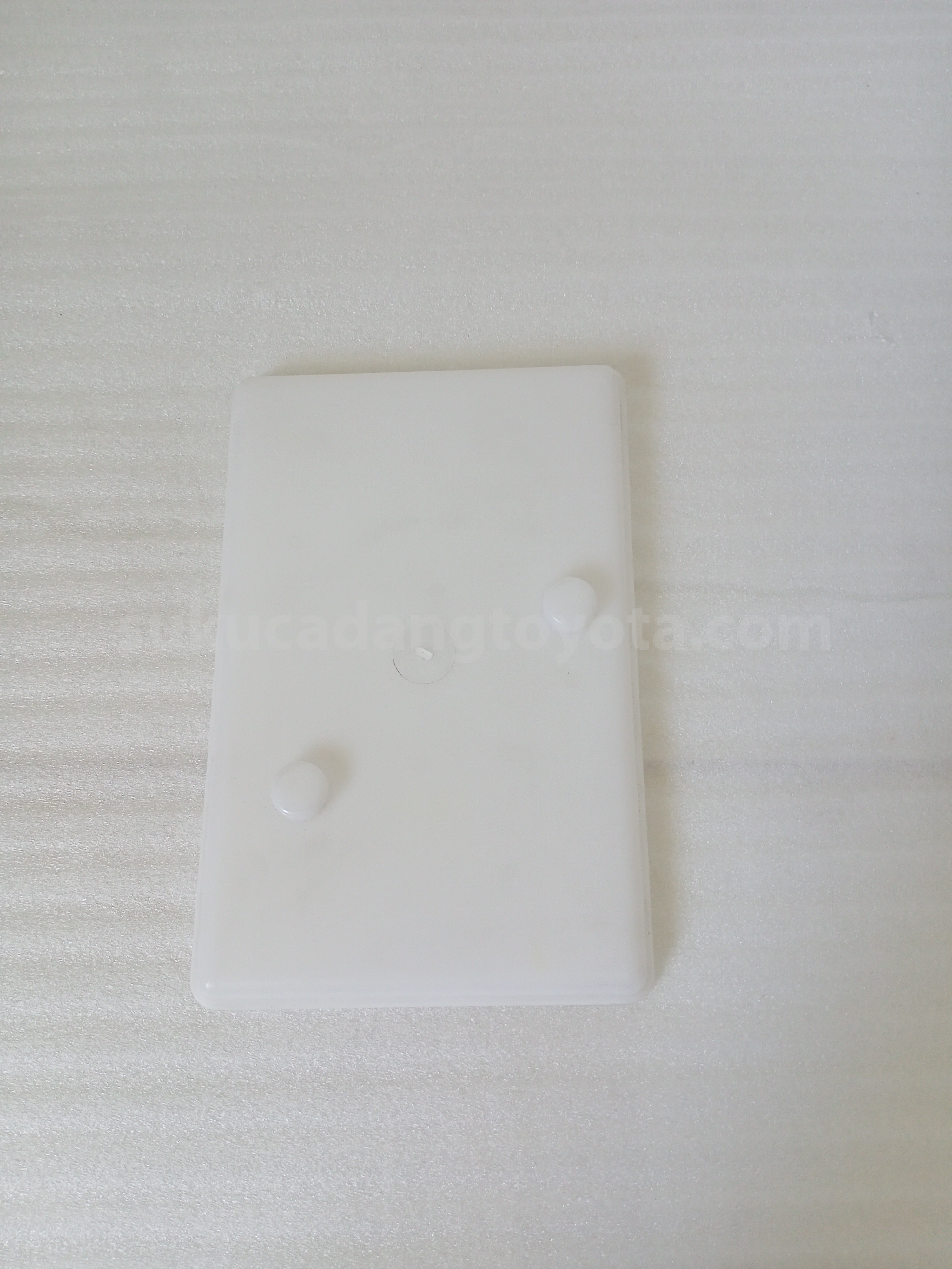 744310K060 TRAY, BATTERY - TOYOTA