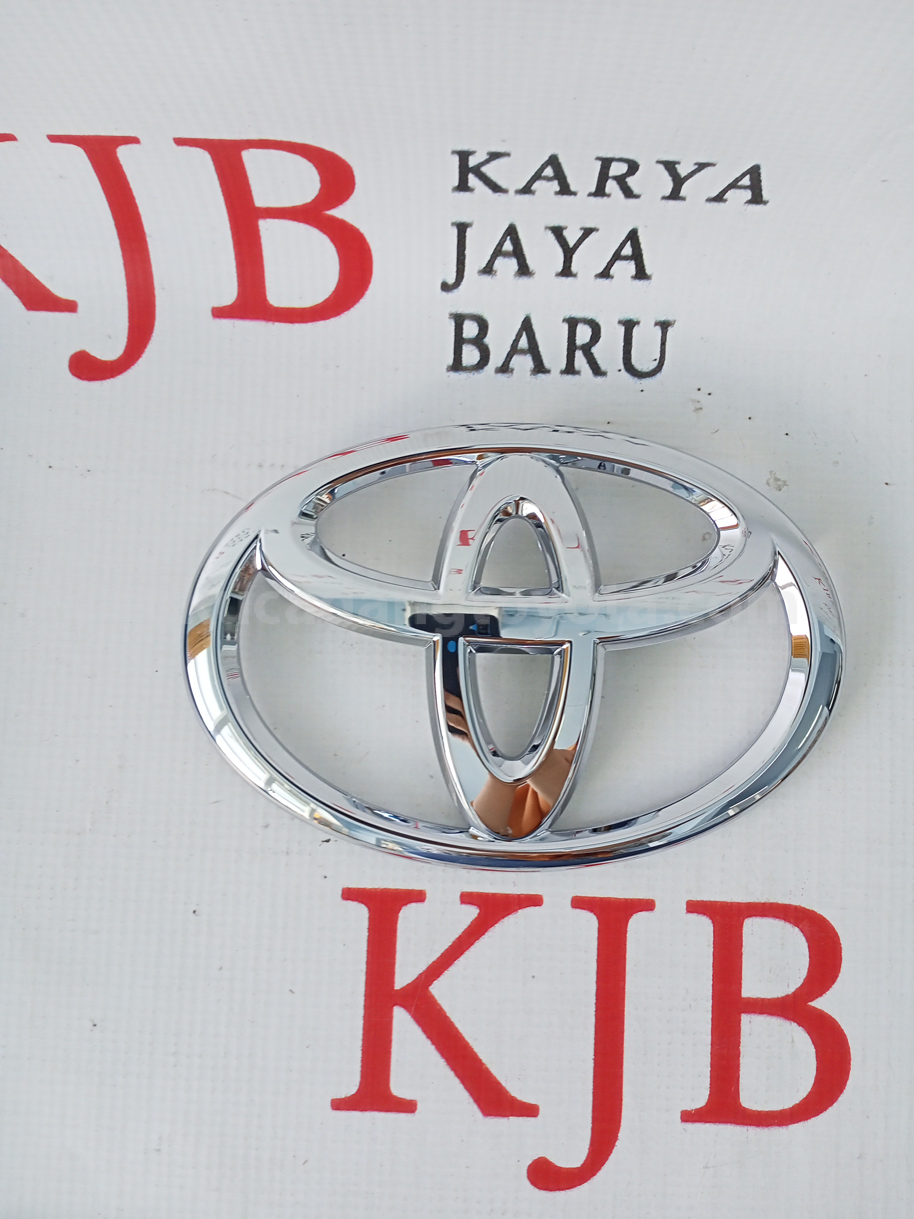 753110K140 EMBLEM, RAD GRILLE - TOYOTA