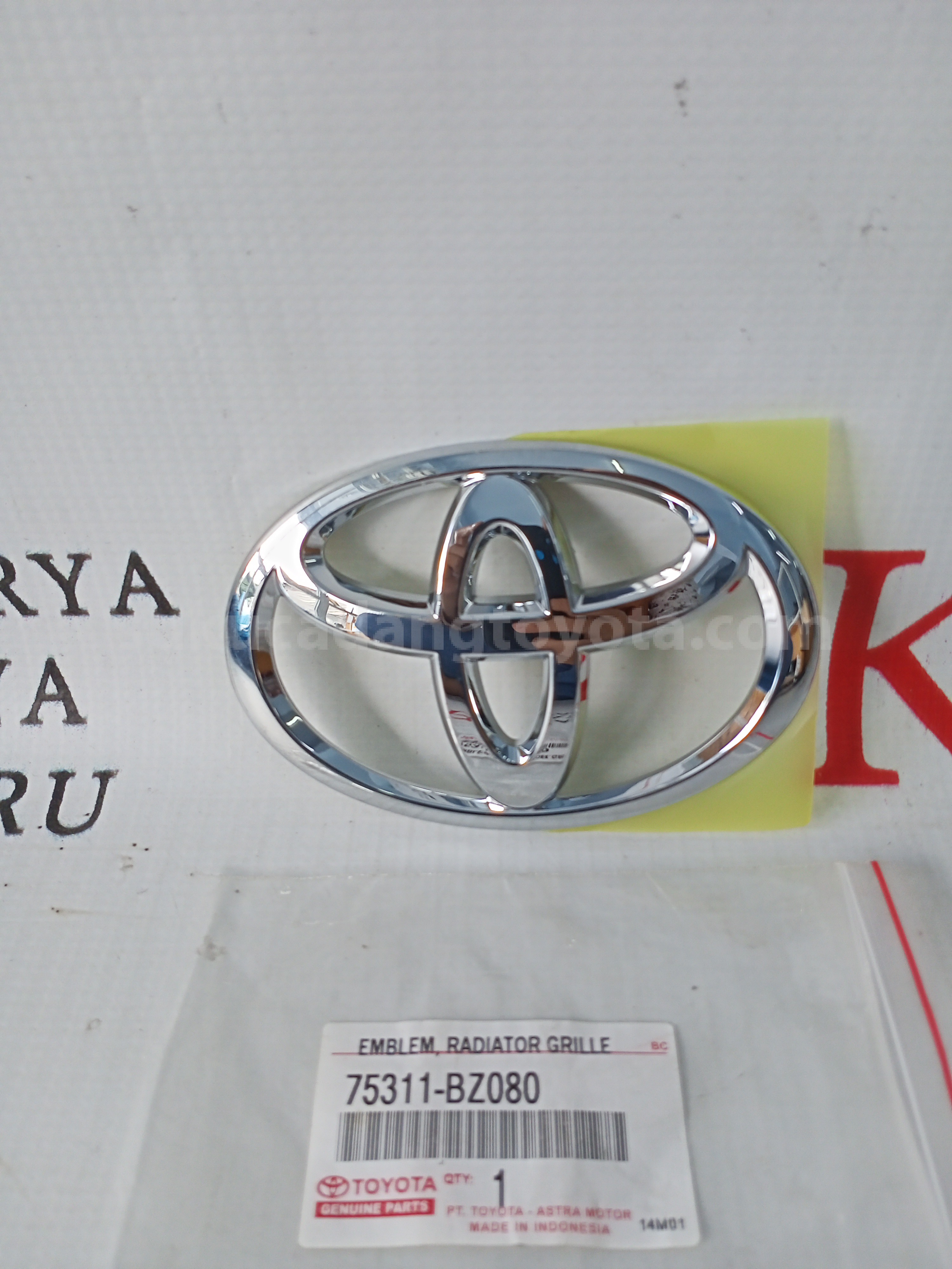 75311BZ080 EMBLEM,RAD GRILLE - TOYOTA