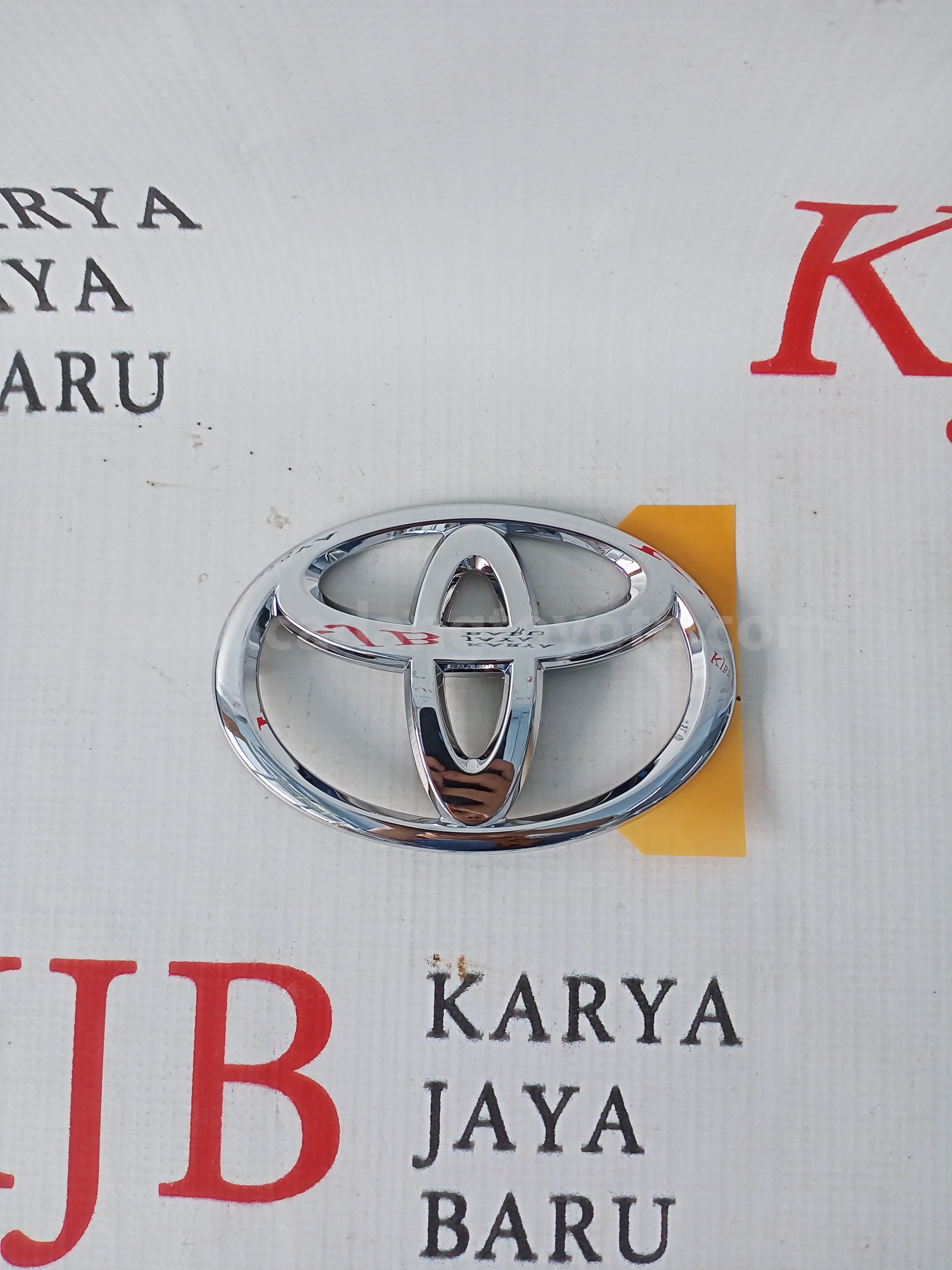 75311BZ200 EMBLEM,RAD GRILLE - TOYOTA