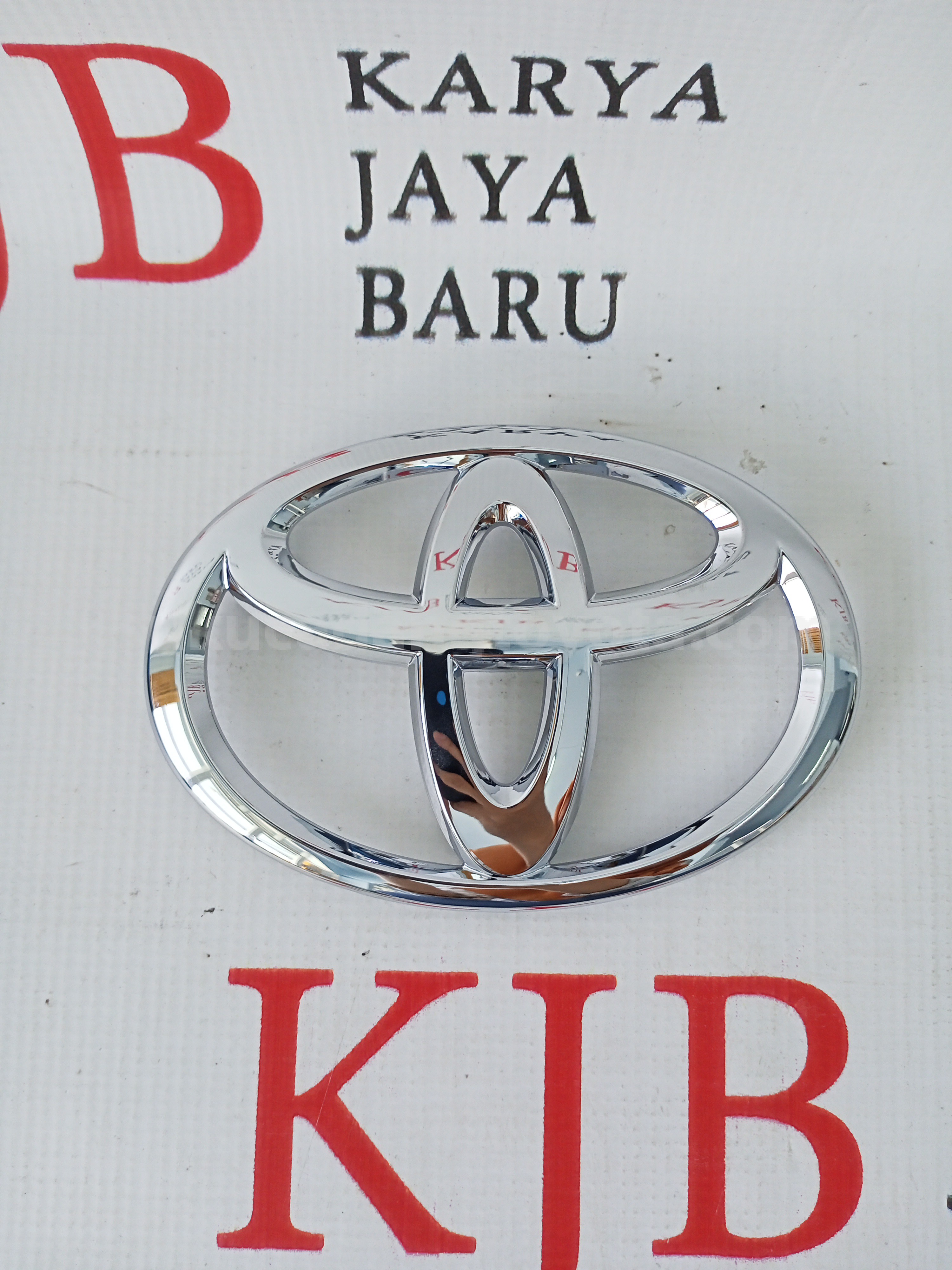 75311BZ300 EMBLEM, RAD GRILLE - TOYOTA