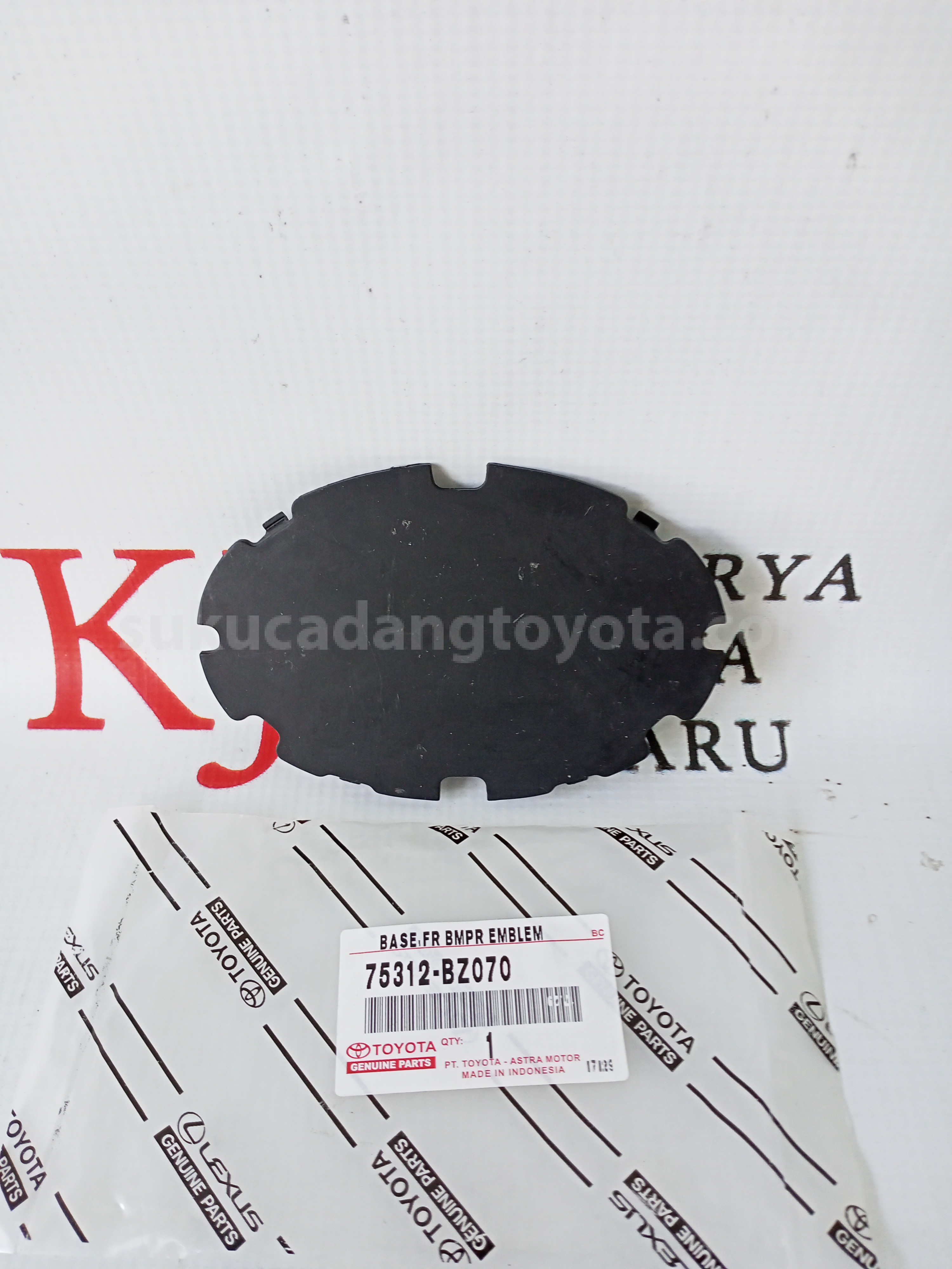 75312BZ070 BASE,FR BMPR EMBLEM - TOYOTA