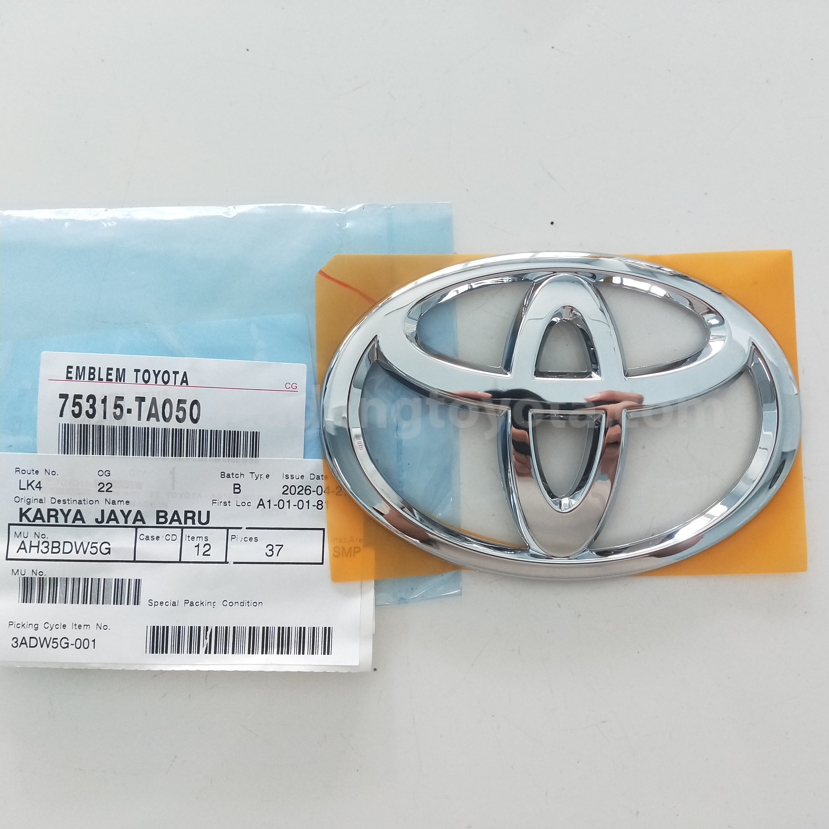 75315TA050 EMBLEM TOYOTA - TOYOTA